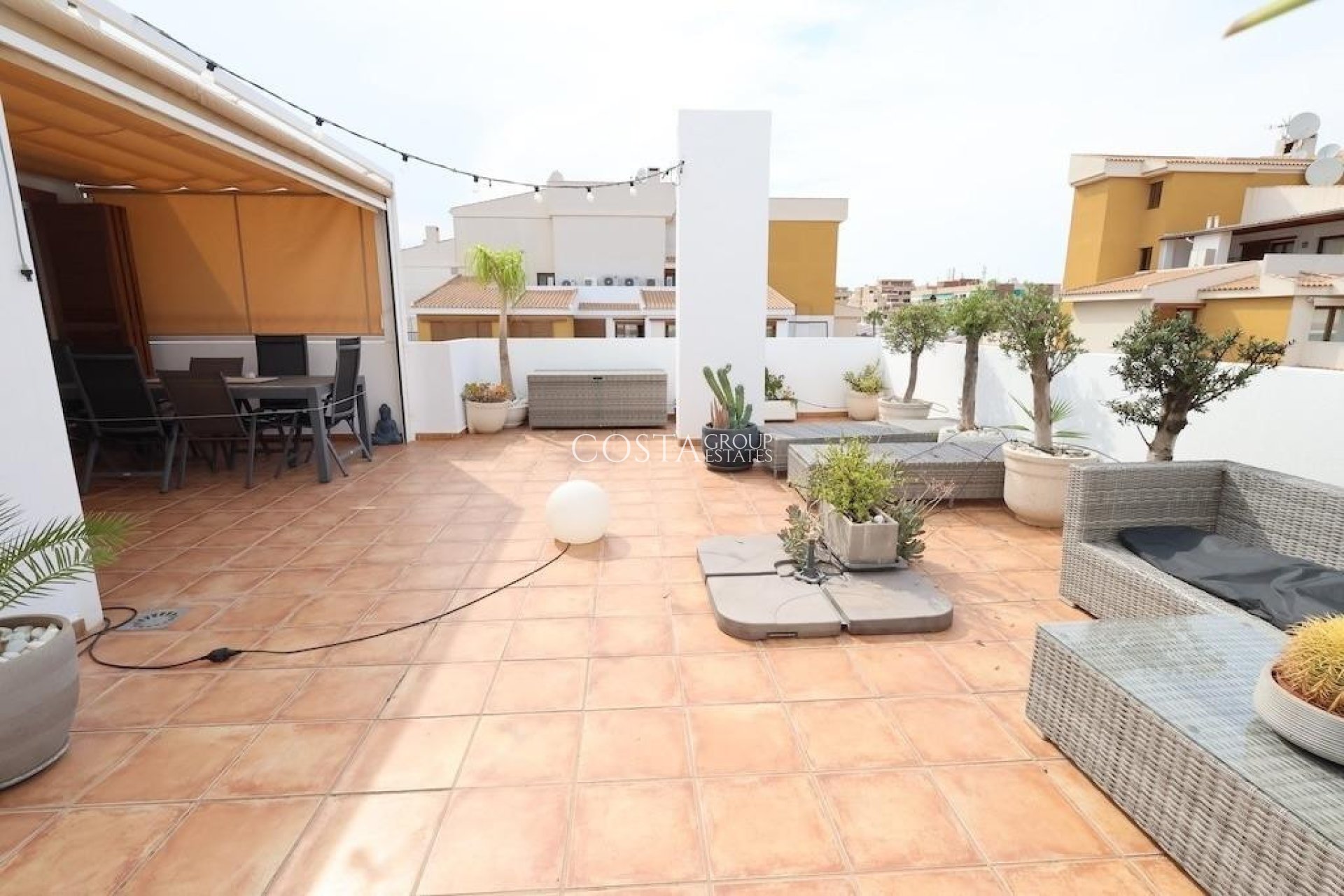 Odsprzedaż - Apartments -
Orihuela - Punta Prima
