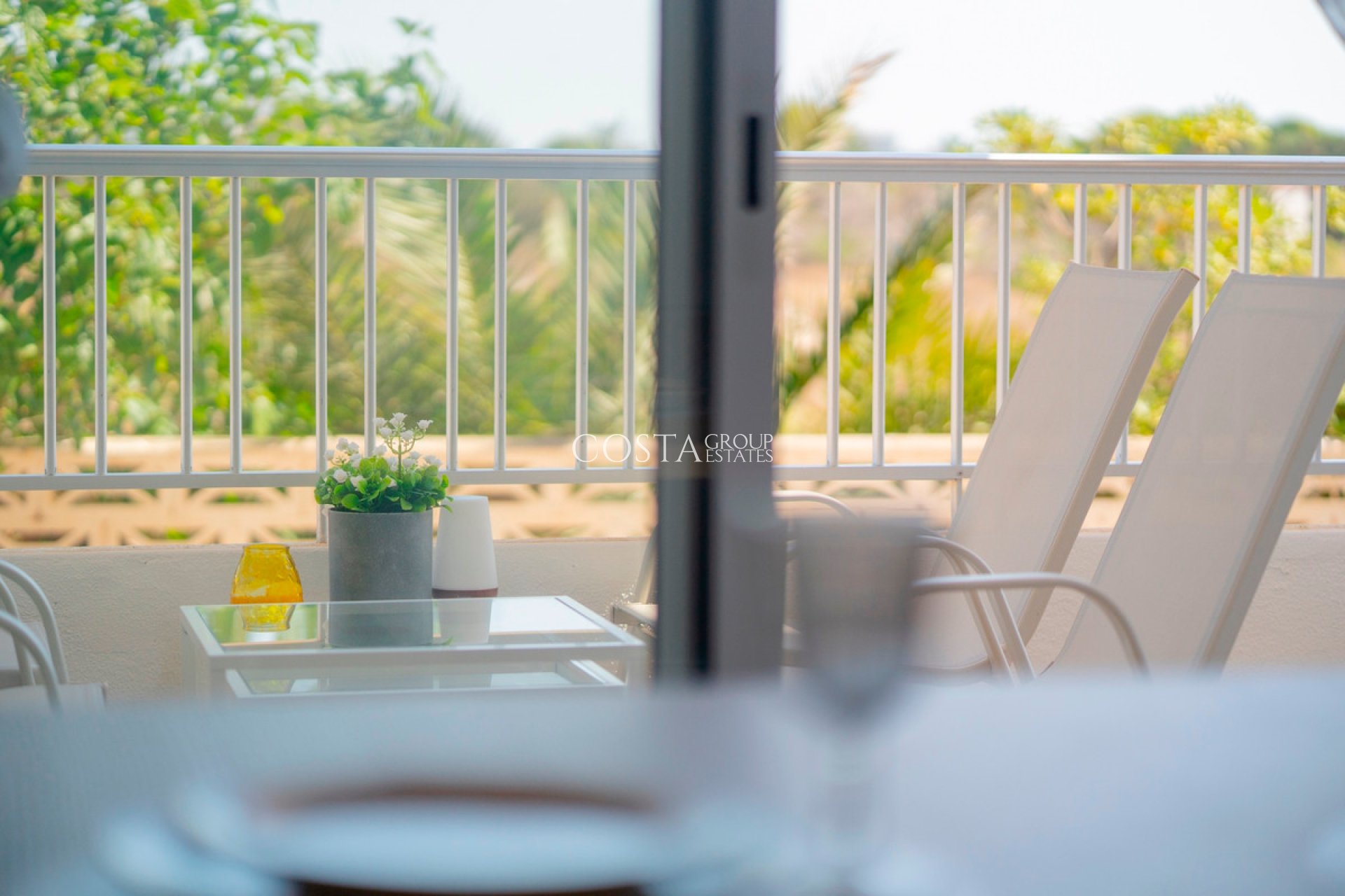 Odsprzedaż - Apartments -
Orihuela - Punta Prima