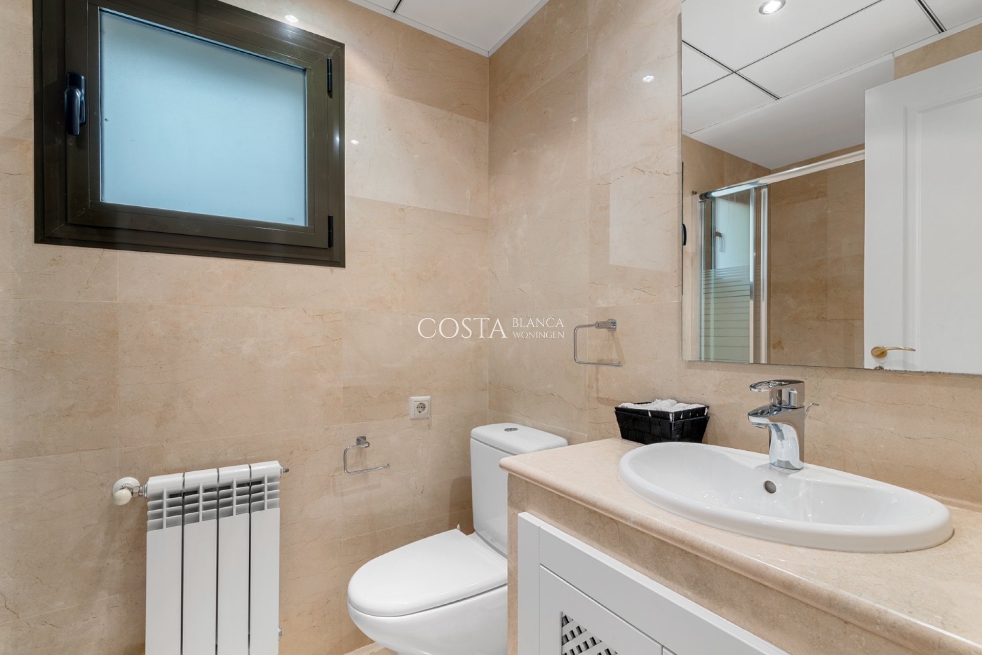 Odsprzedaż - Apartments -
Roda Golf