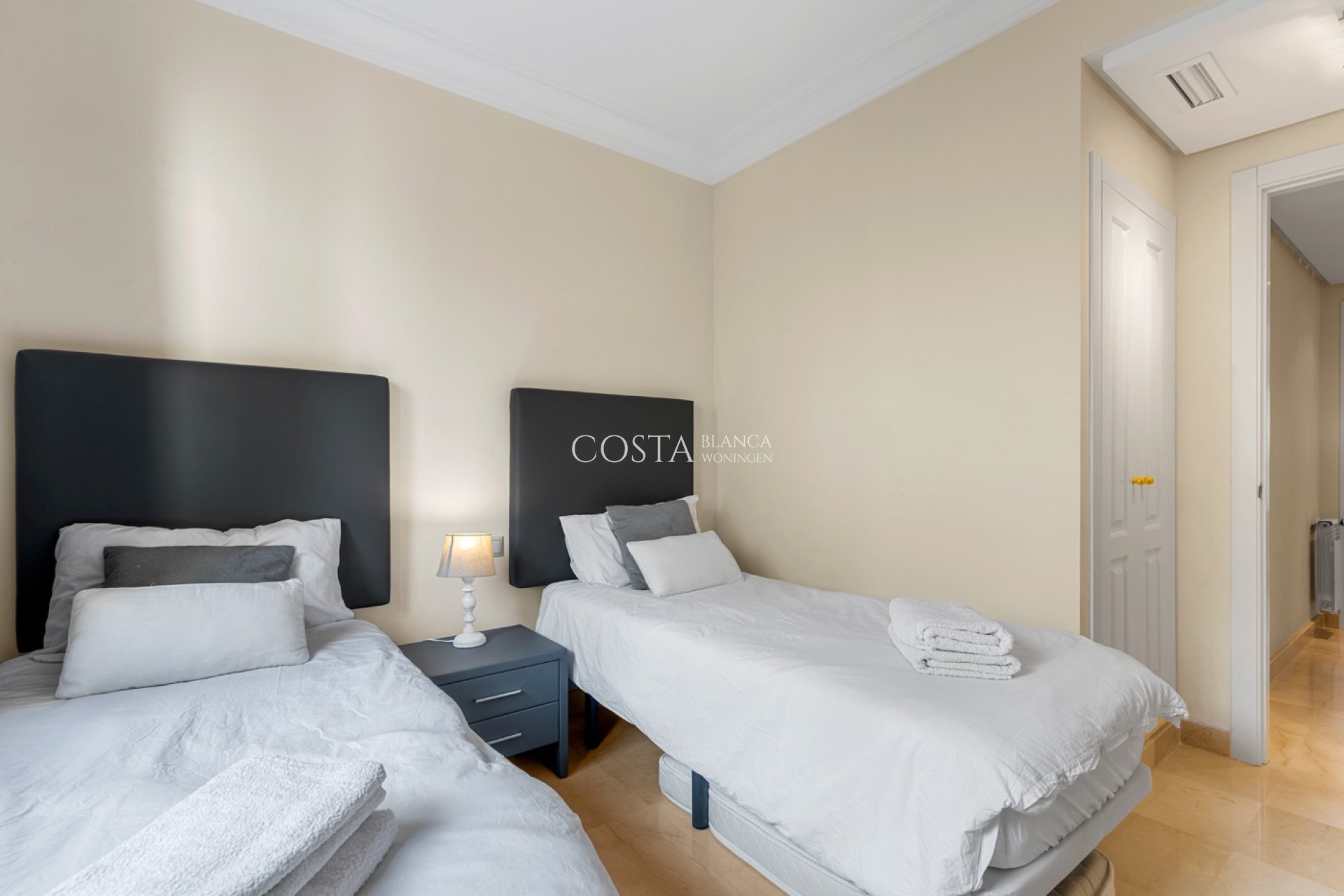 Odsprzedaż - Apartments -
Roda Golf