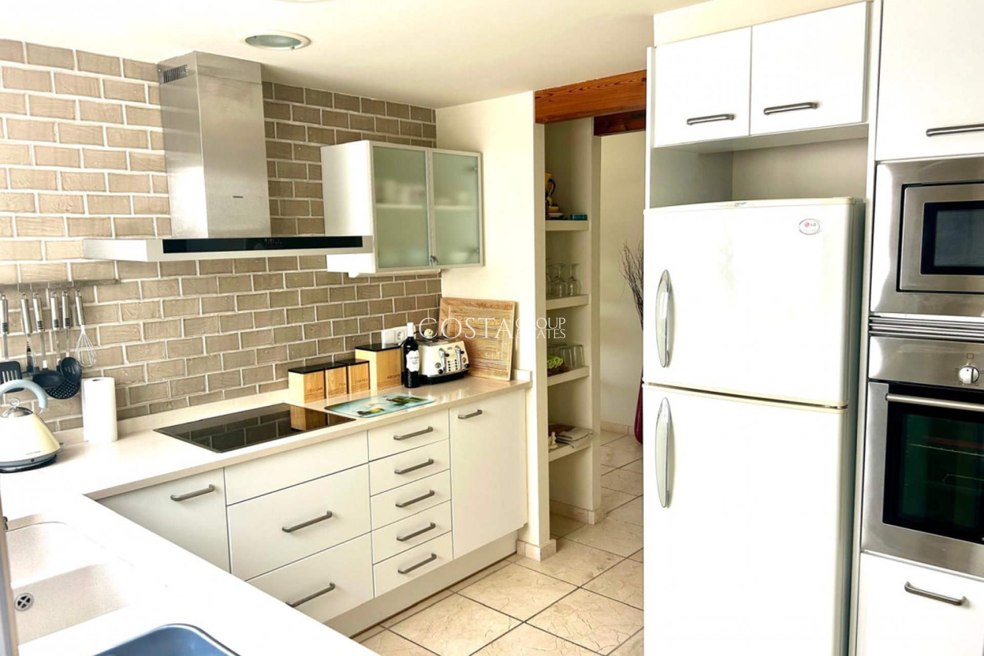 Odsprzedaż - Apartments -
Teulada - Moraira