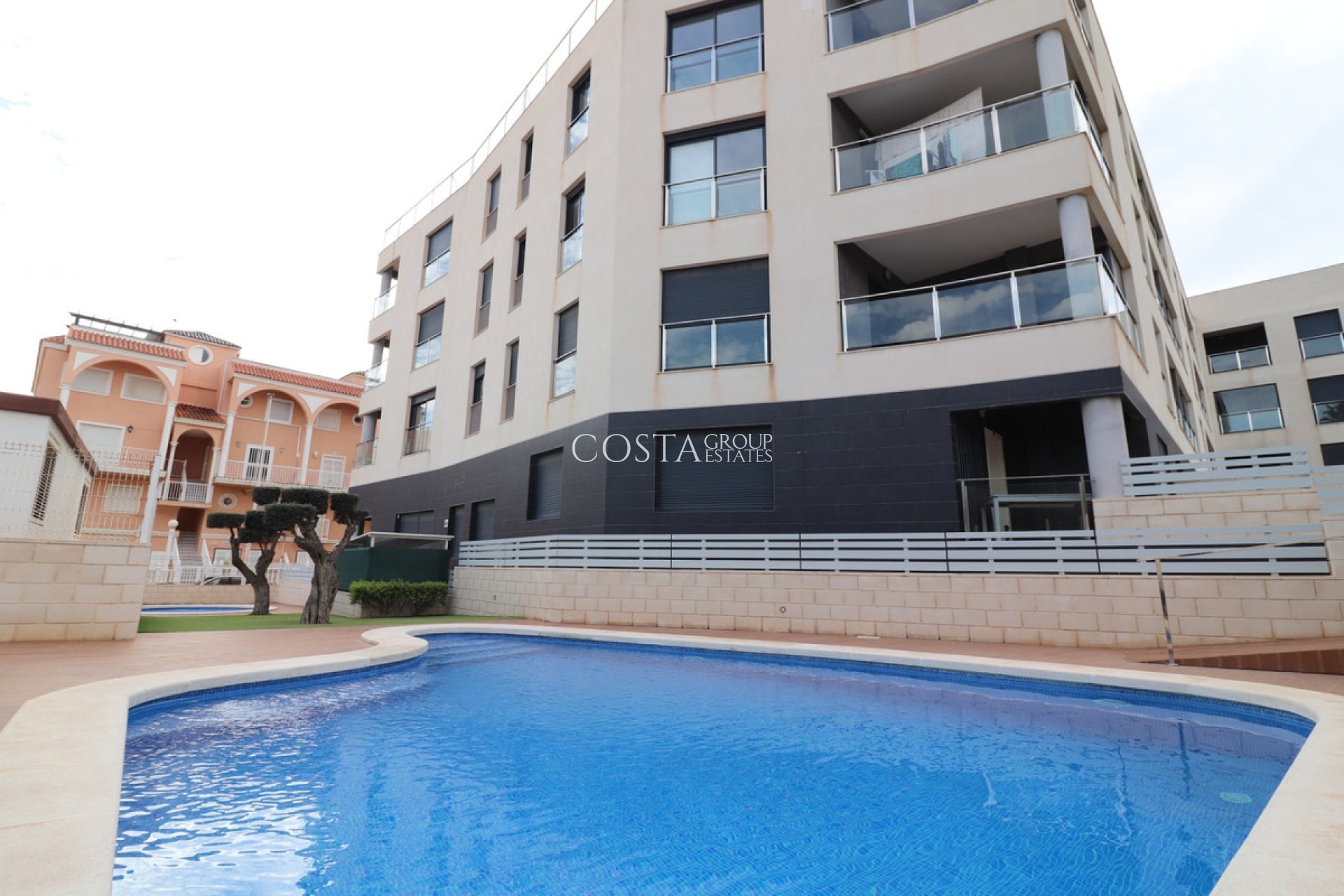 Odsprzedaż - Apartments -
Torrevieja - La Mata