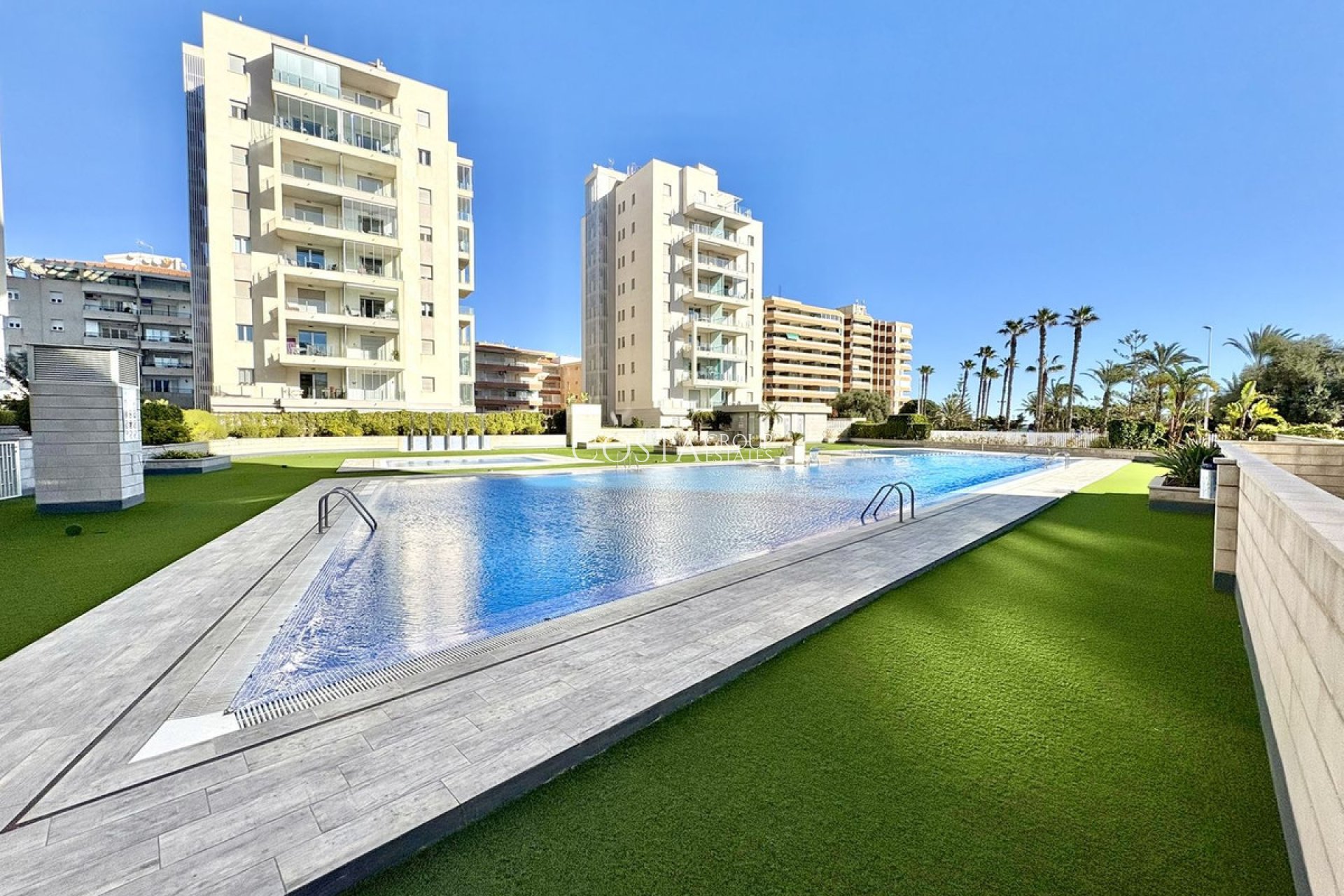 Odsprzedaż - Apartments -
Torrevieja - La Mata