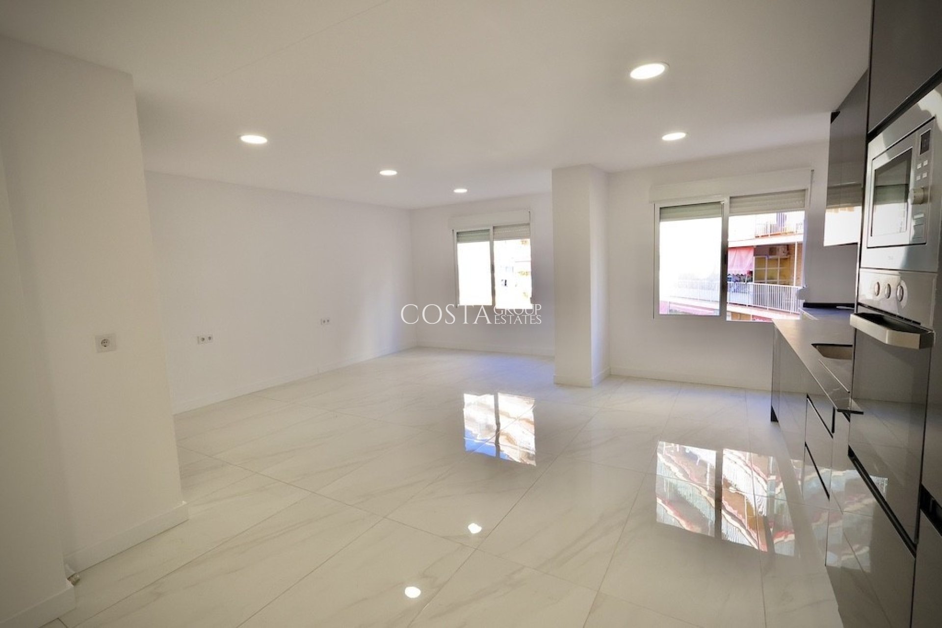Odsprzedaż - Apartments -
Torrevieja - Playa del Cura