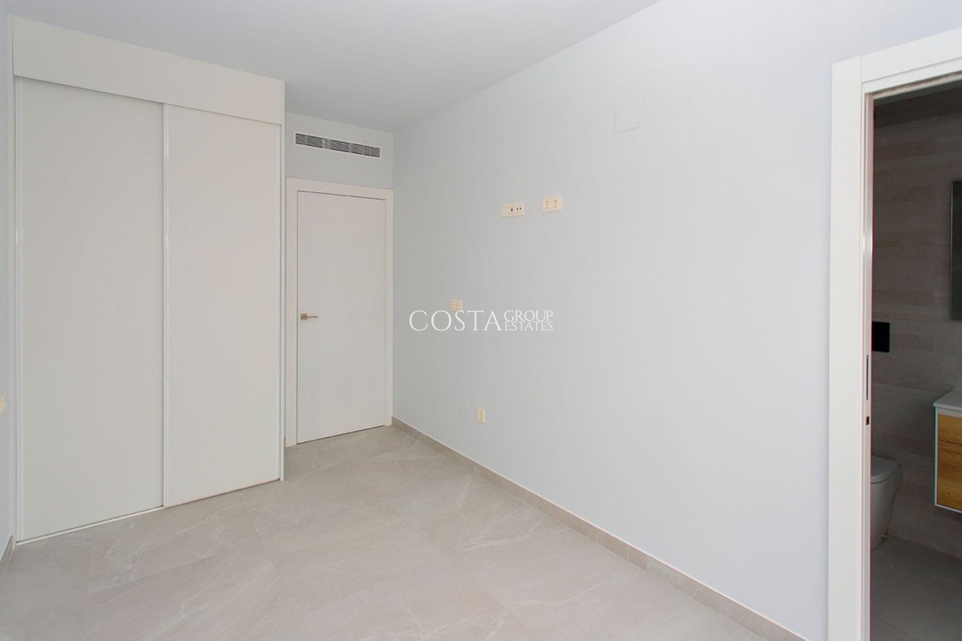 Odsprzedaż - Apartments -
Torrevieja - Playa del Cura