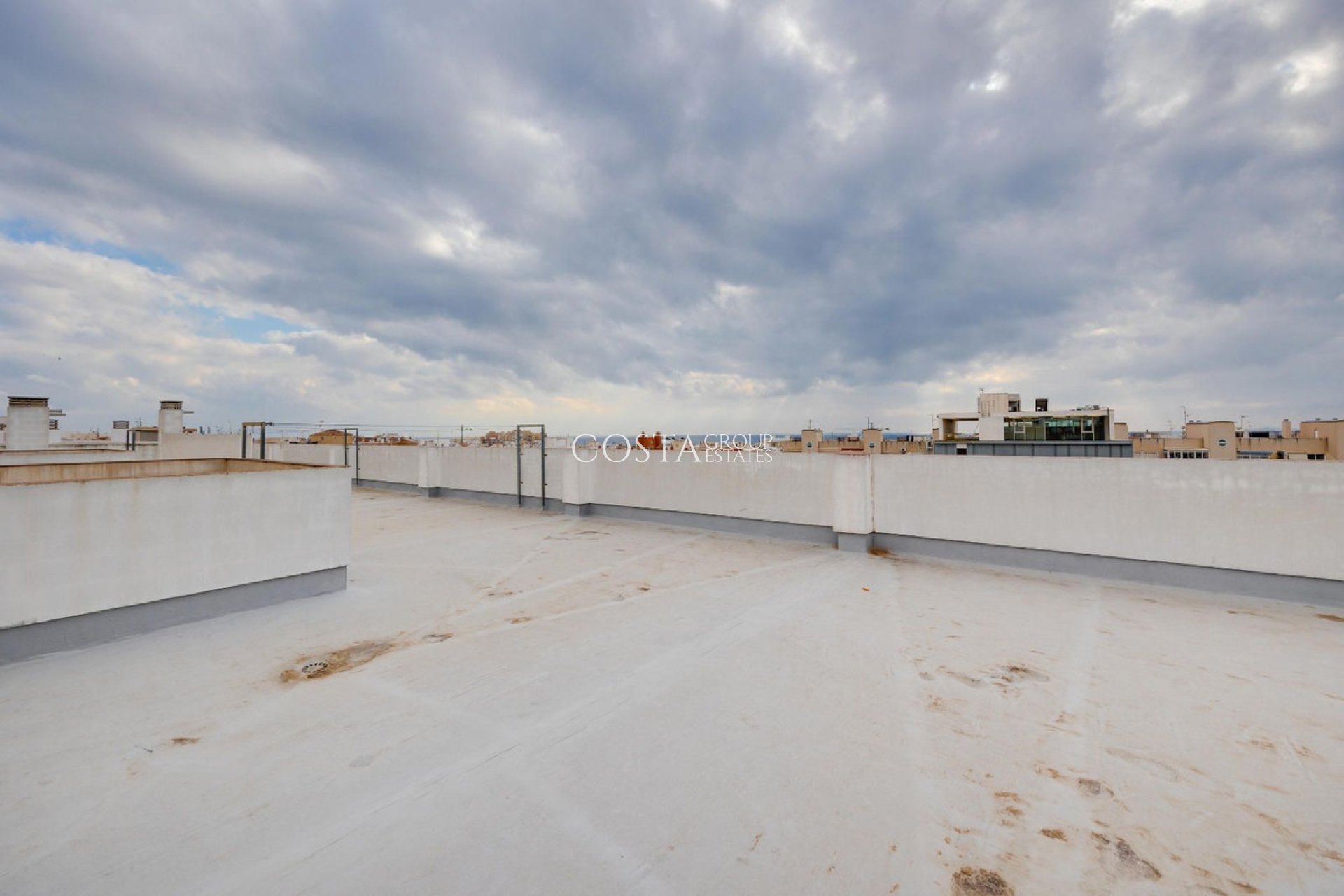 Odsprzedaż - Apartments -
Torrevieja - Playa del Cura