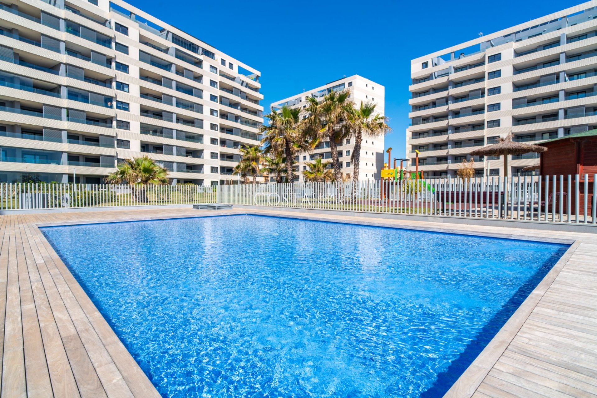 Odsprzedaż - Apartments -
Torrevieja - Punta Prima