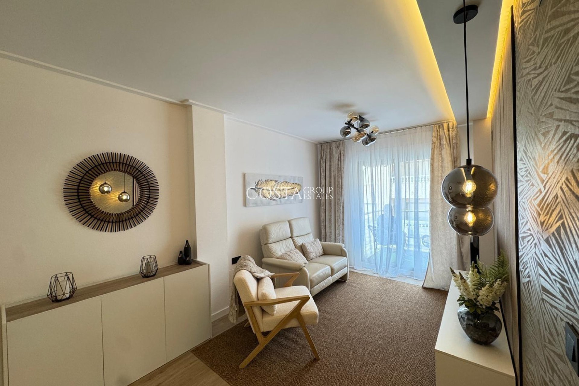 Odsprzedaż - Apartments -
Torrevieja - Torrevieja Centro