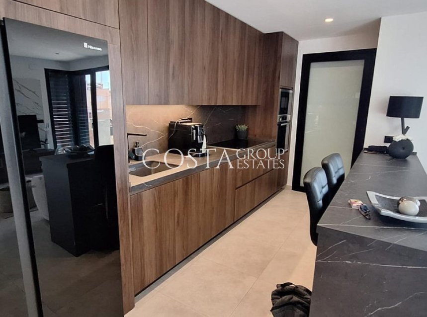 Odsprzedaż - Apartments -
Torrevieja - Torrevieja Centro