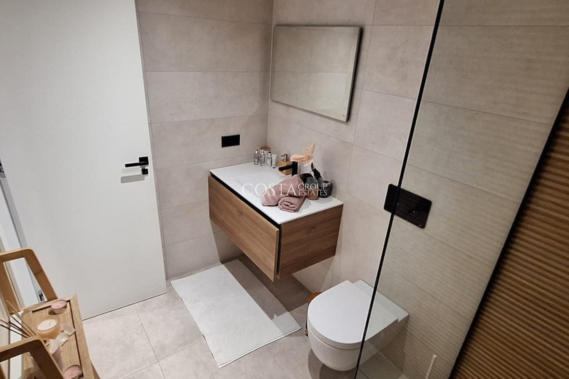Odsprzedaż - Apartments -
Torrevieja - Torrevieja Centro