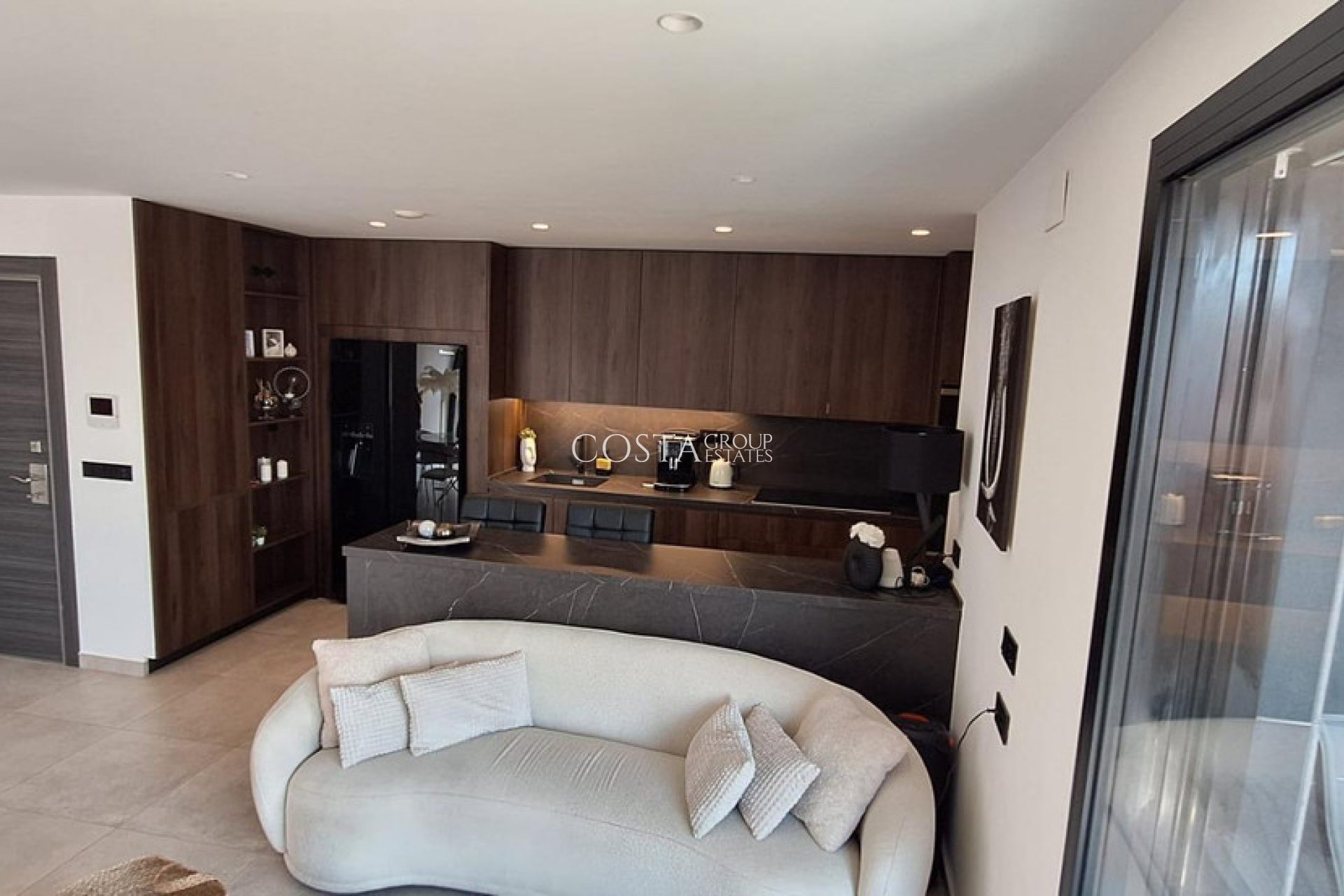 Odsprzedaż - Apartments -
Torrevieja - Torrevieja Centro