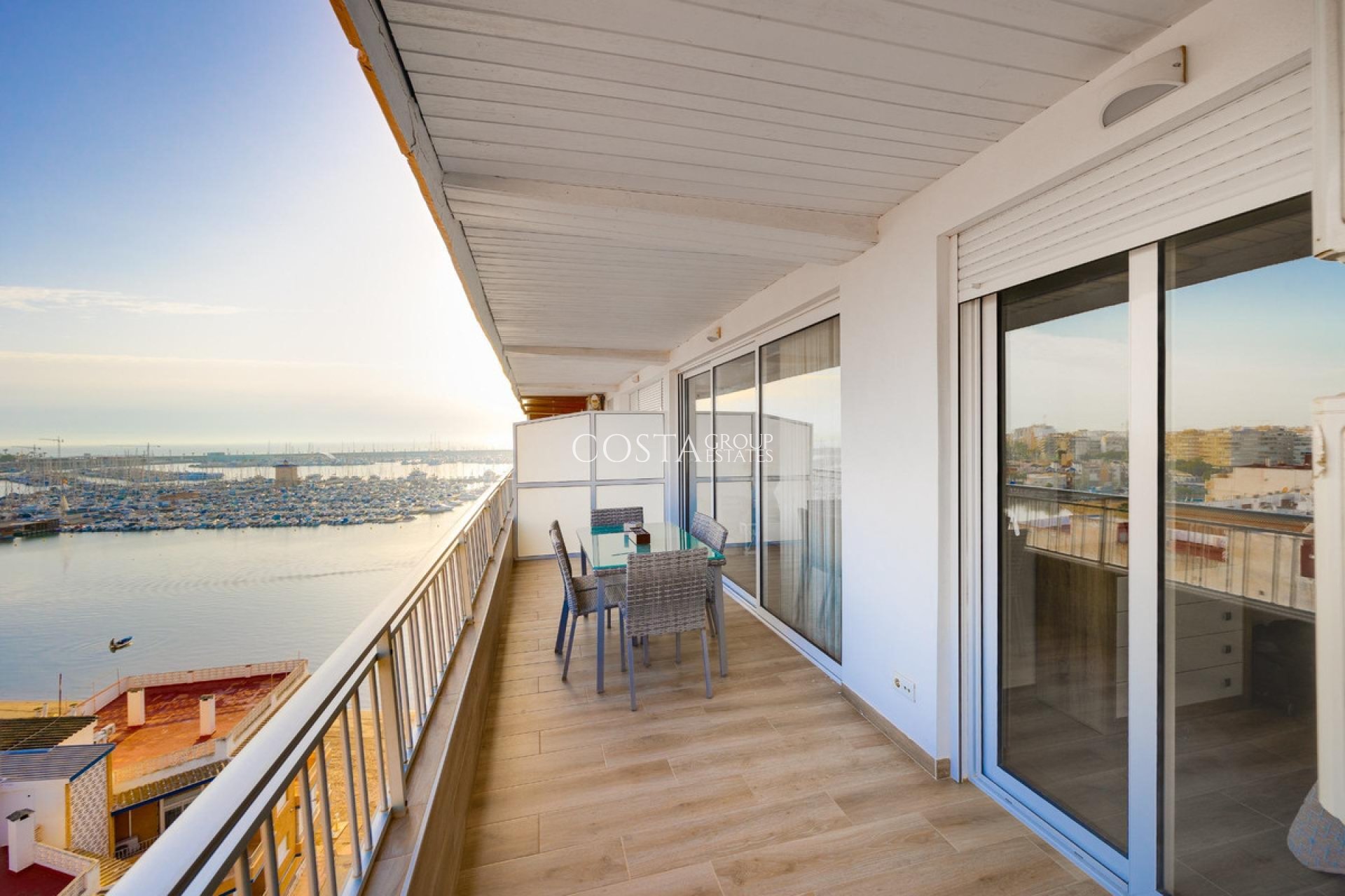 Odsprzedaż - Apartments -
Torrevieja - Torrevieja Centro