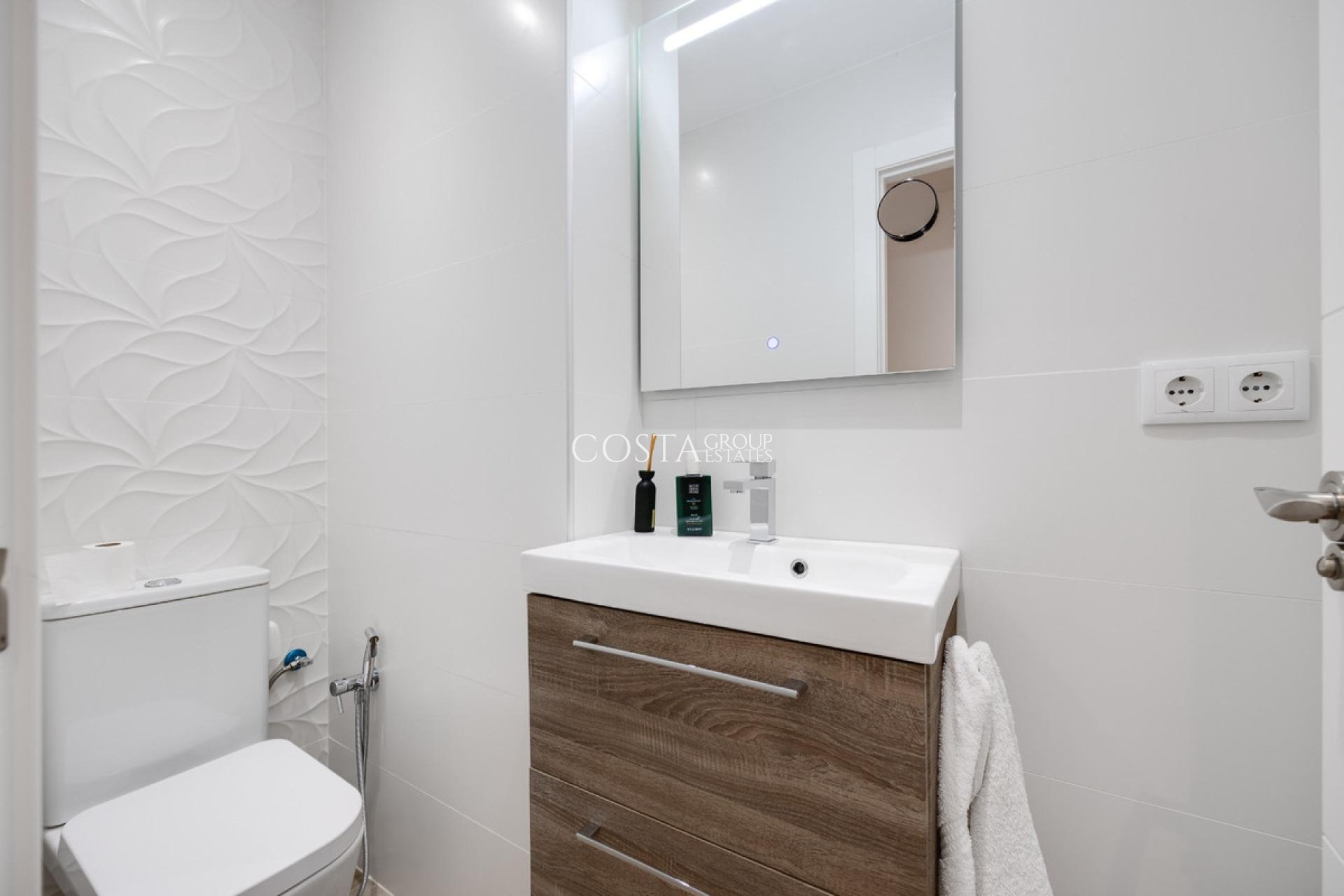 Odsprzedaż - Apartments -
Torrevieja - Torrevieja Centro