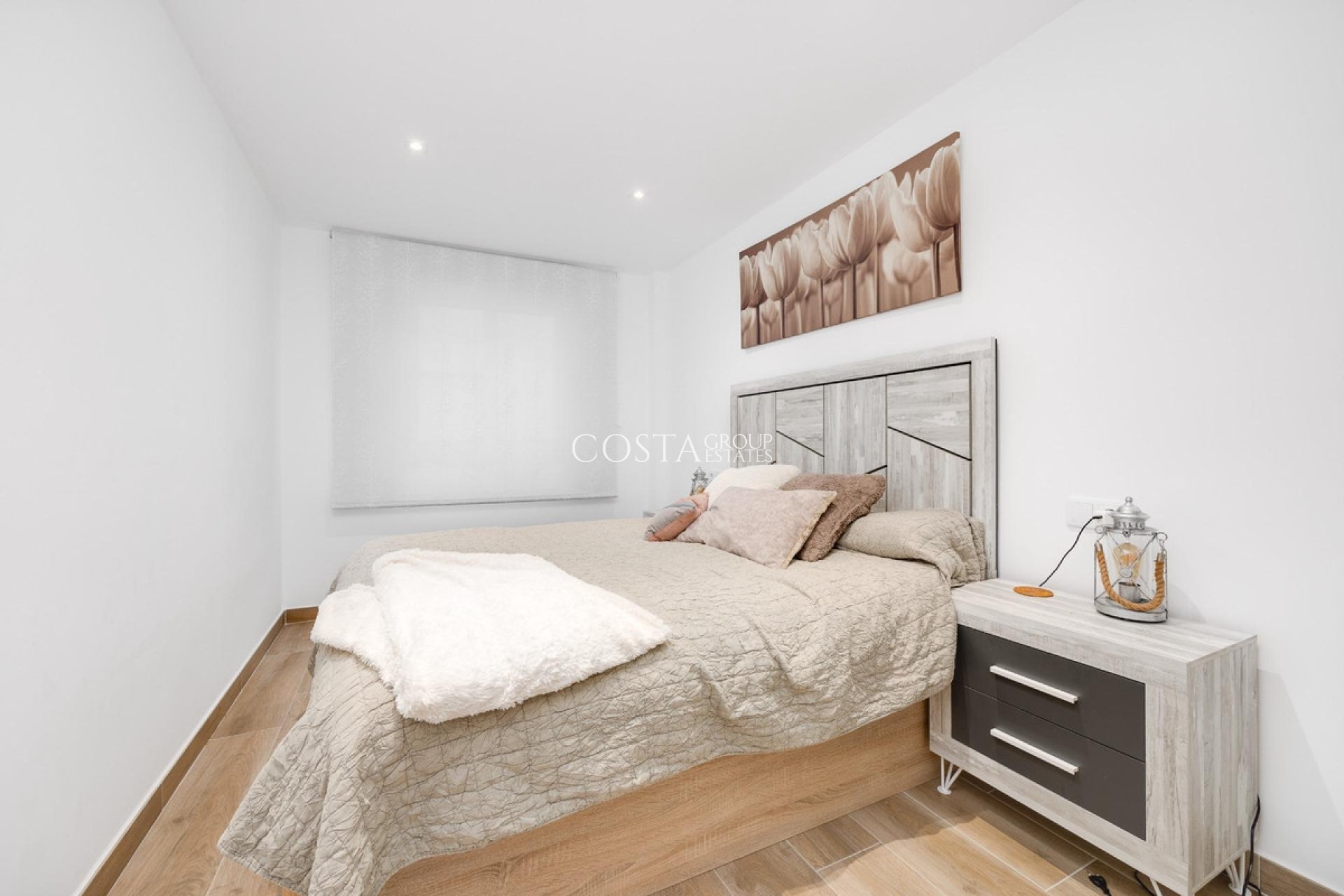 Odsprzedaż - Apartments -
Torrevieja - Torrevieja Centro
