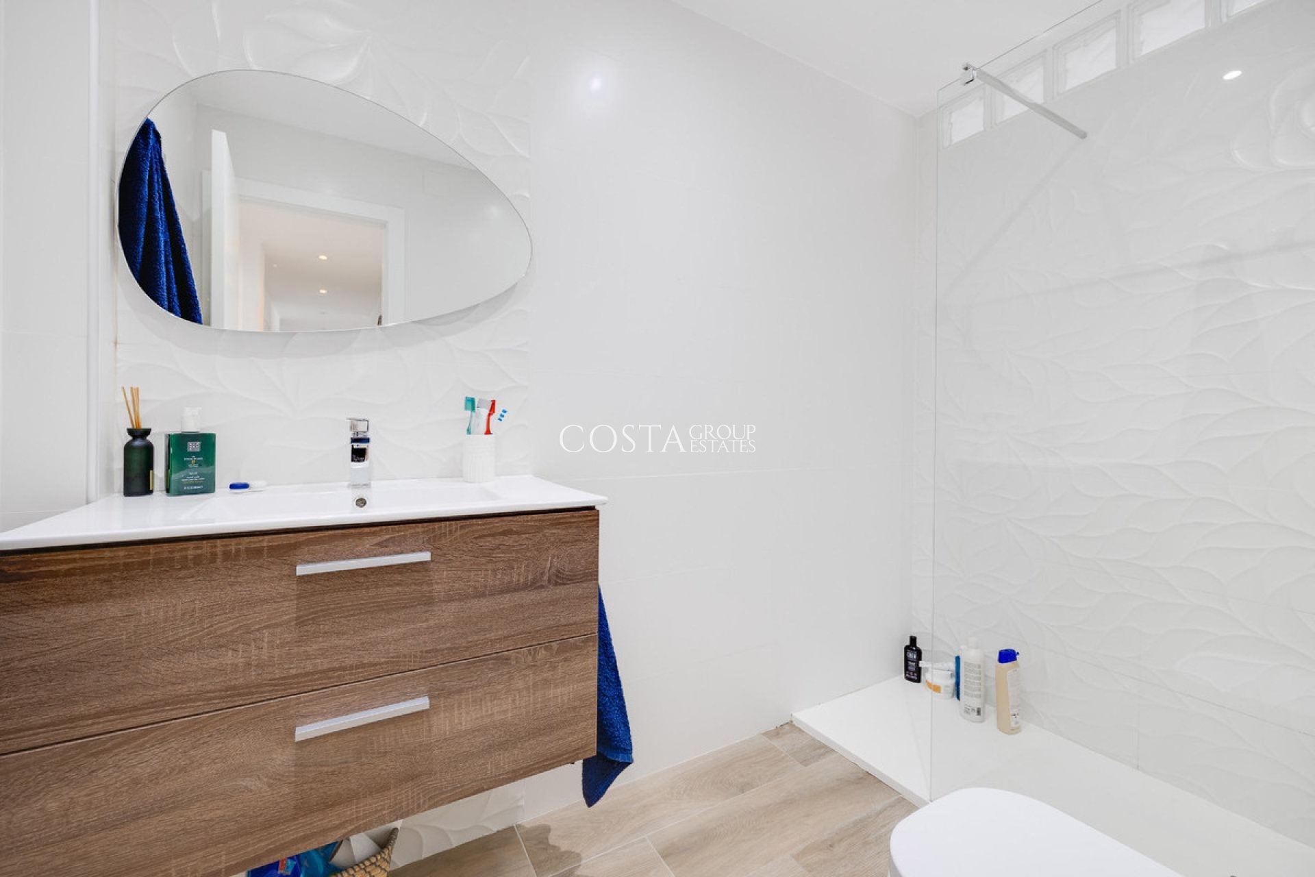 Odsprzedaż - Apartments -
Torrevieja - Torrevieja Centro