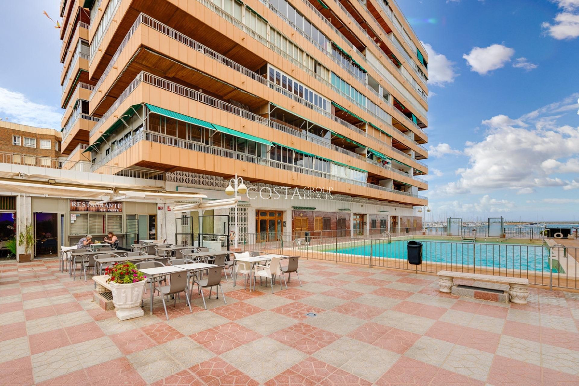 Odsprzedaż - Apartments -
Torrevieja - Torrevieja Centro