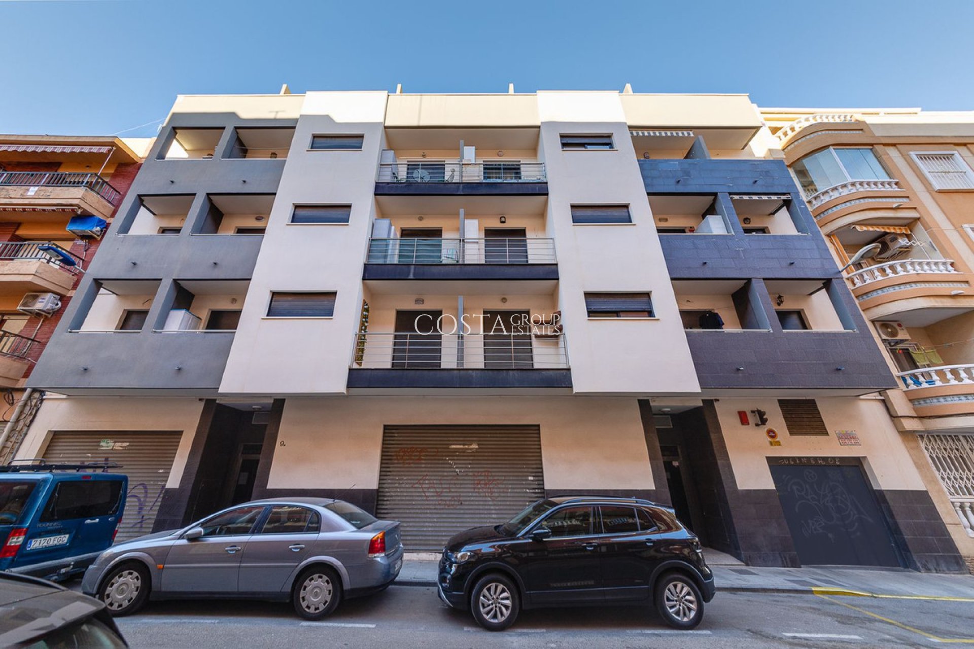 Odsprzedaż - Apartments -
Torrevieja - Torrevieja Centro