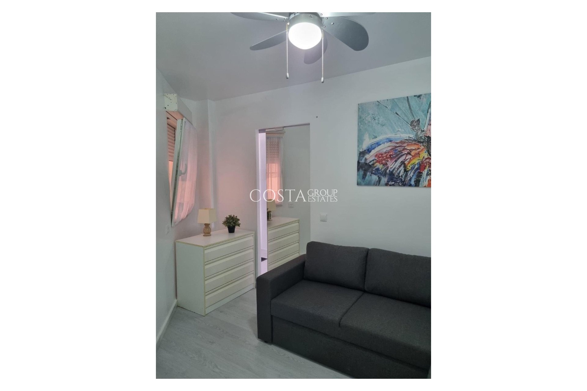 Odsprzedaż - Apartments -
Torrevieja - Torrevieja Centro