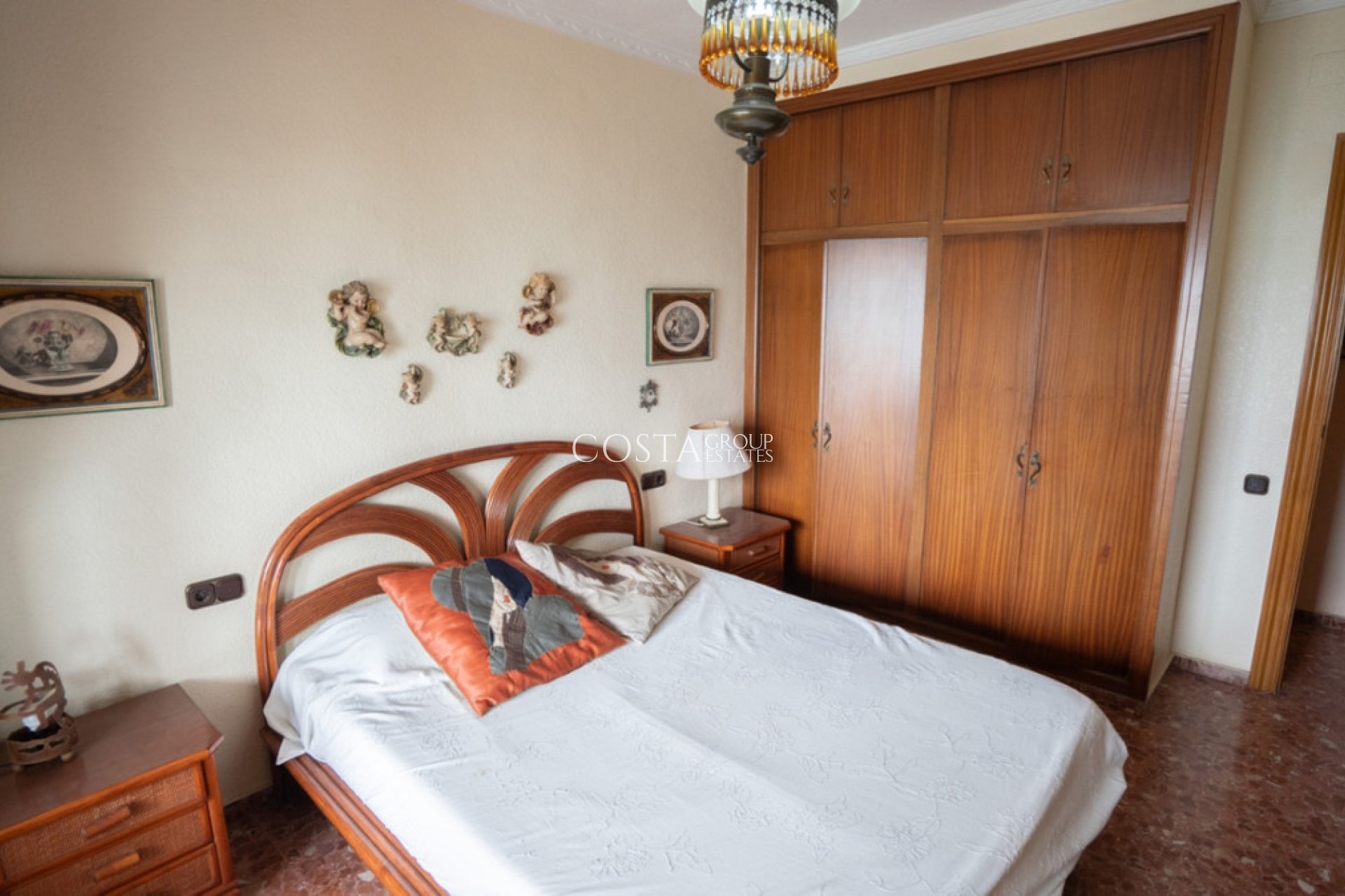 Odsprzedaż - Apartments -
Torrevieja - Torrevieja Centro