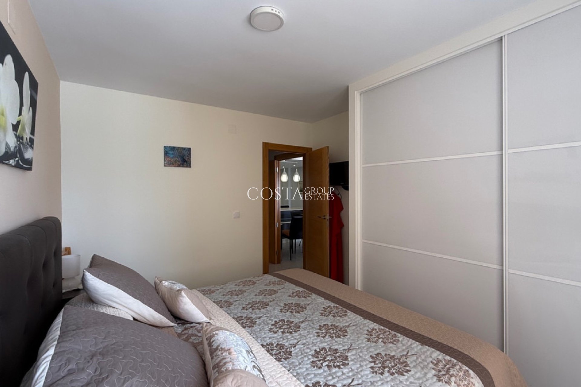Odsprzedaż - Apartments -
Torrevieja - Torrevieja Centro
