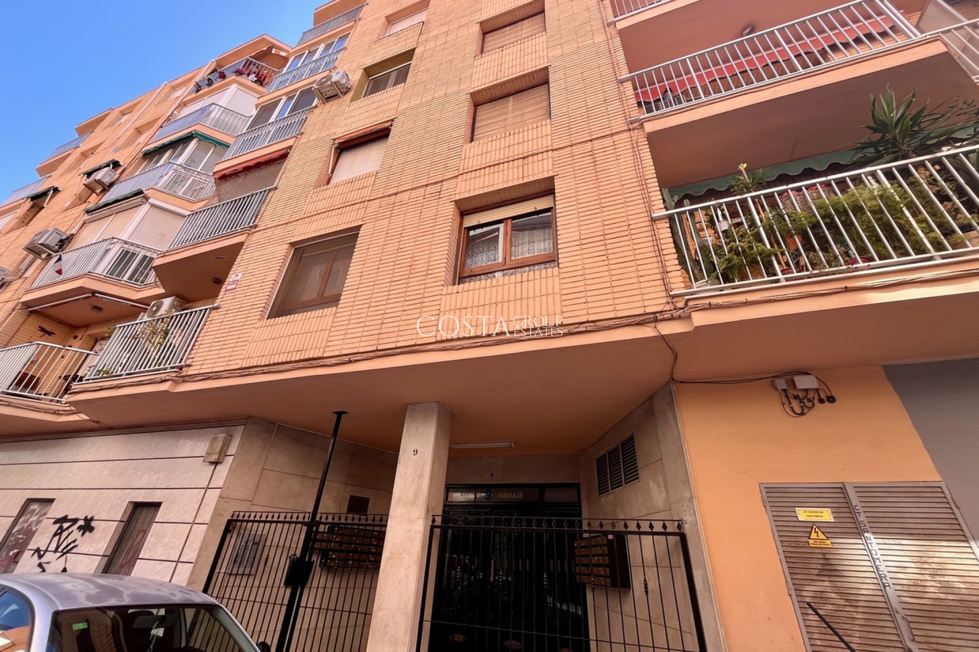 Odsprzedaż - Apartments -
Torrevieja - Torrevieja Centro