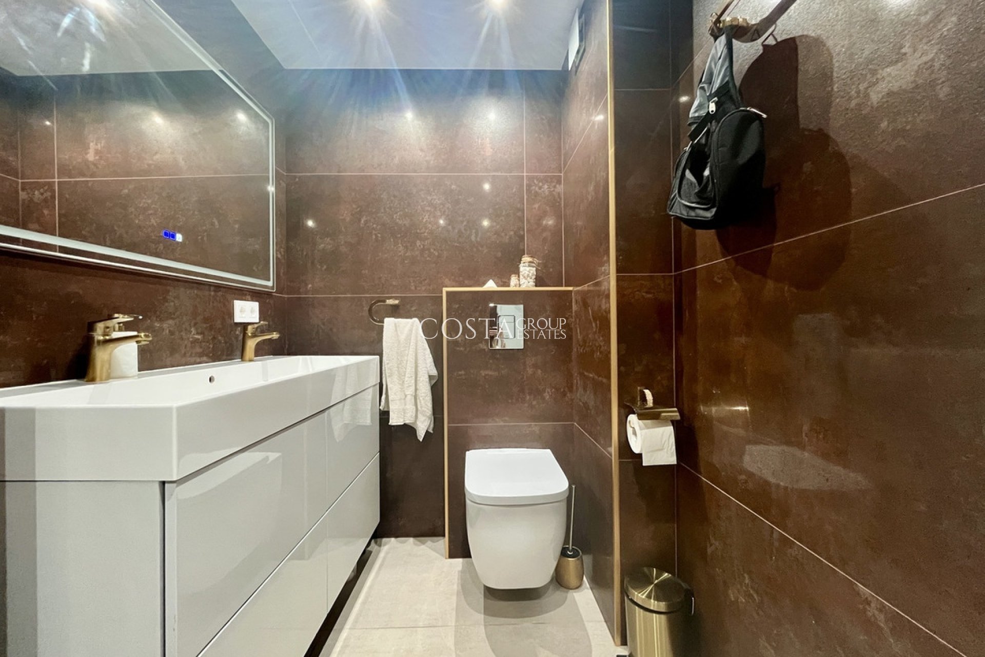 Odsprzedaż - Apartments -
Torrevieja - Torrevieja Centro