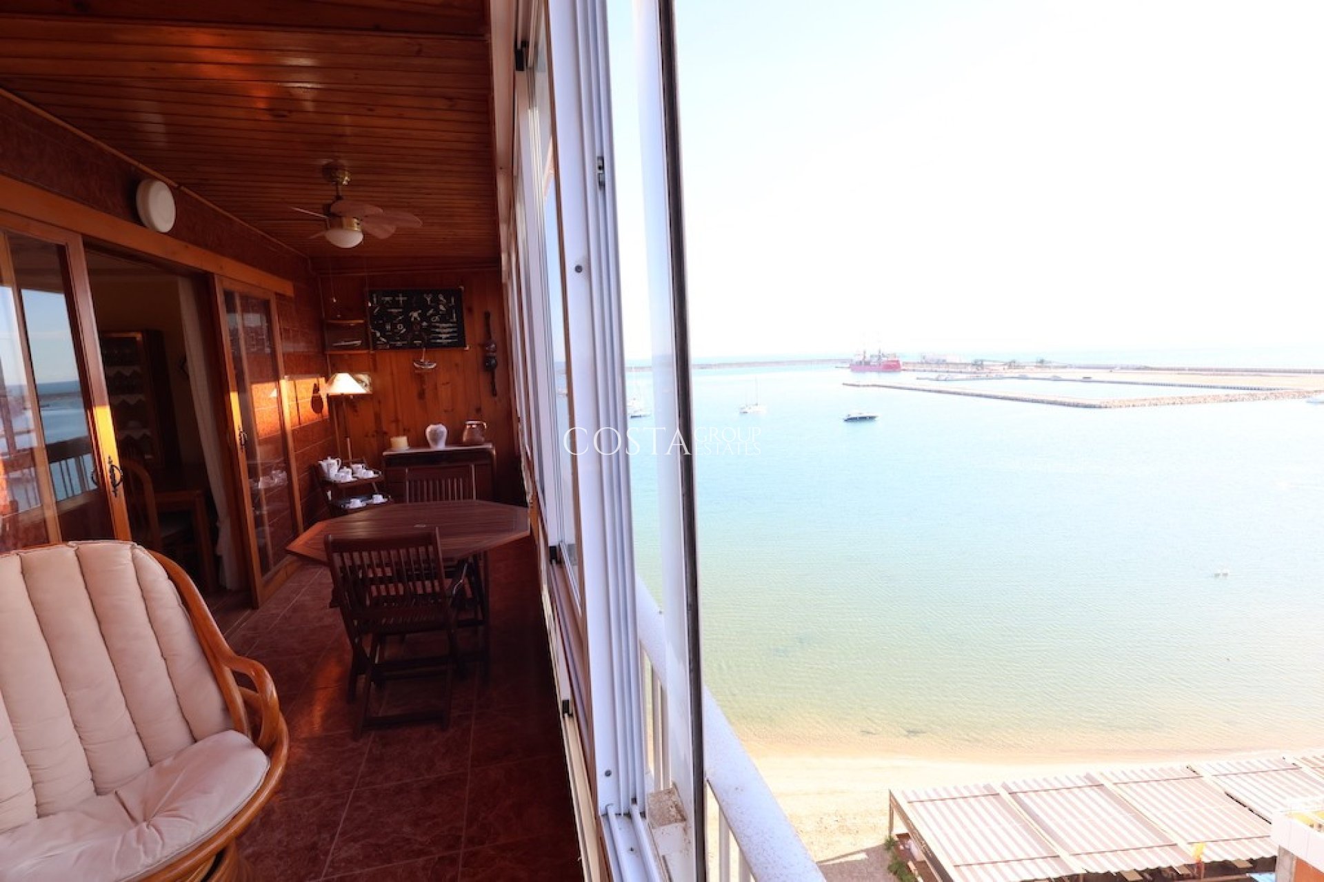 Odsprzedaż - Apartments -
Torrevieja - Torrevieja Centro