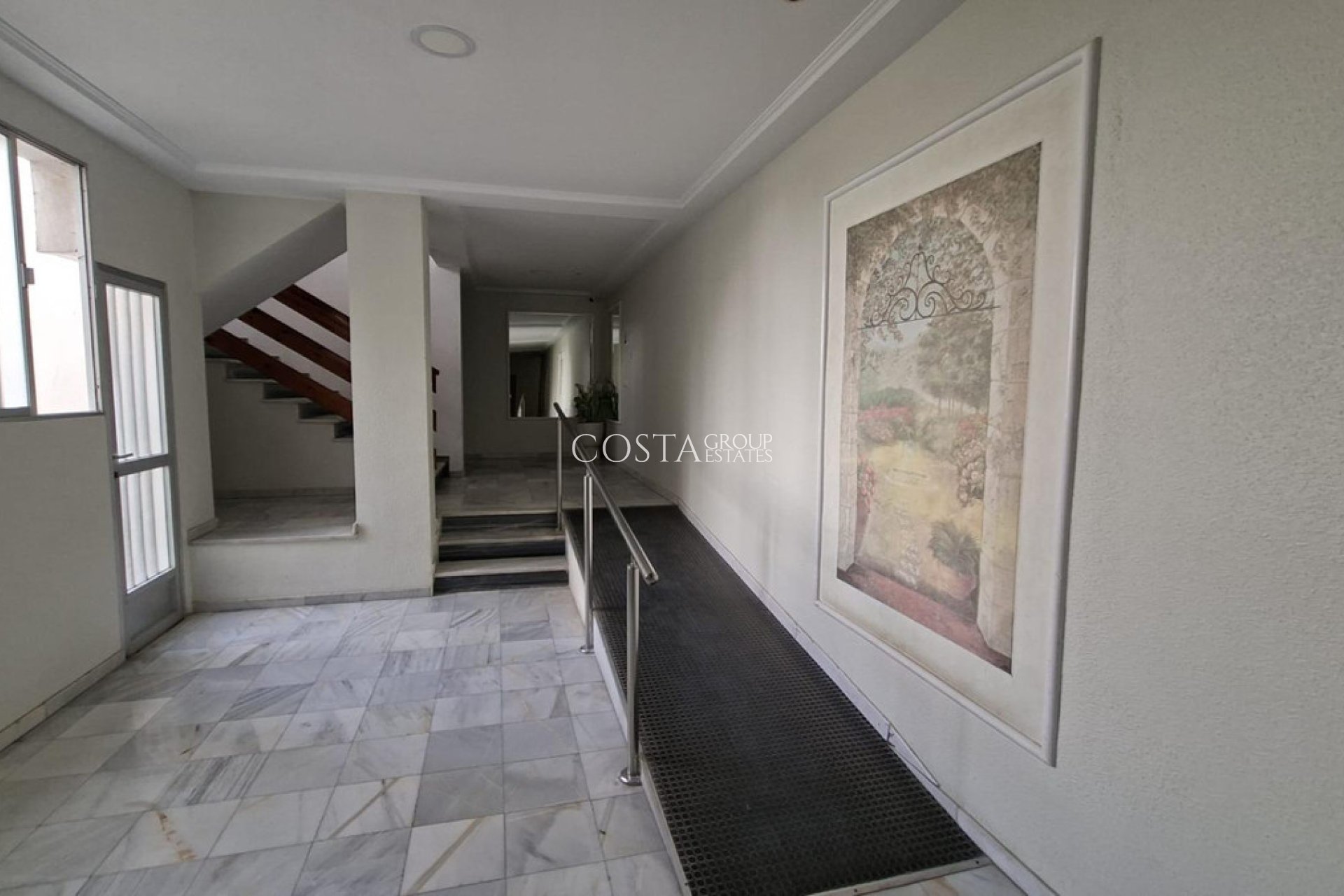 Odsprzedaż - Apartments -
Torrevieja - Torrevieja Centro