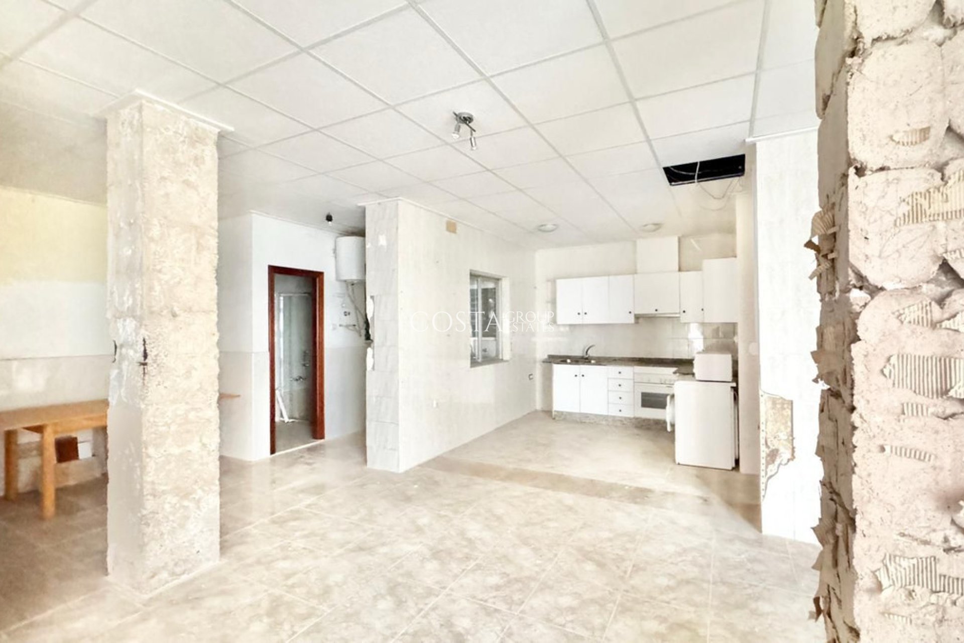 Odsprzedaż - Apartments -
Torrevieja - Torrevieja Centro