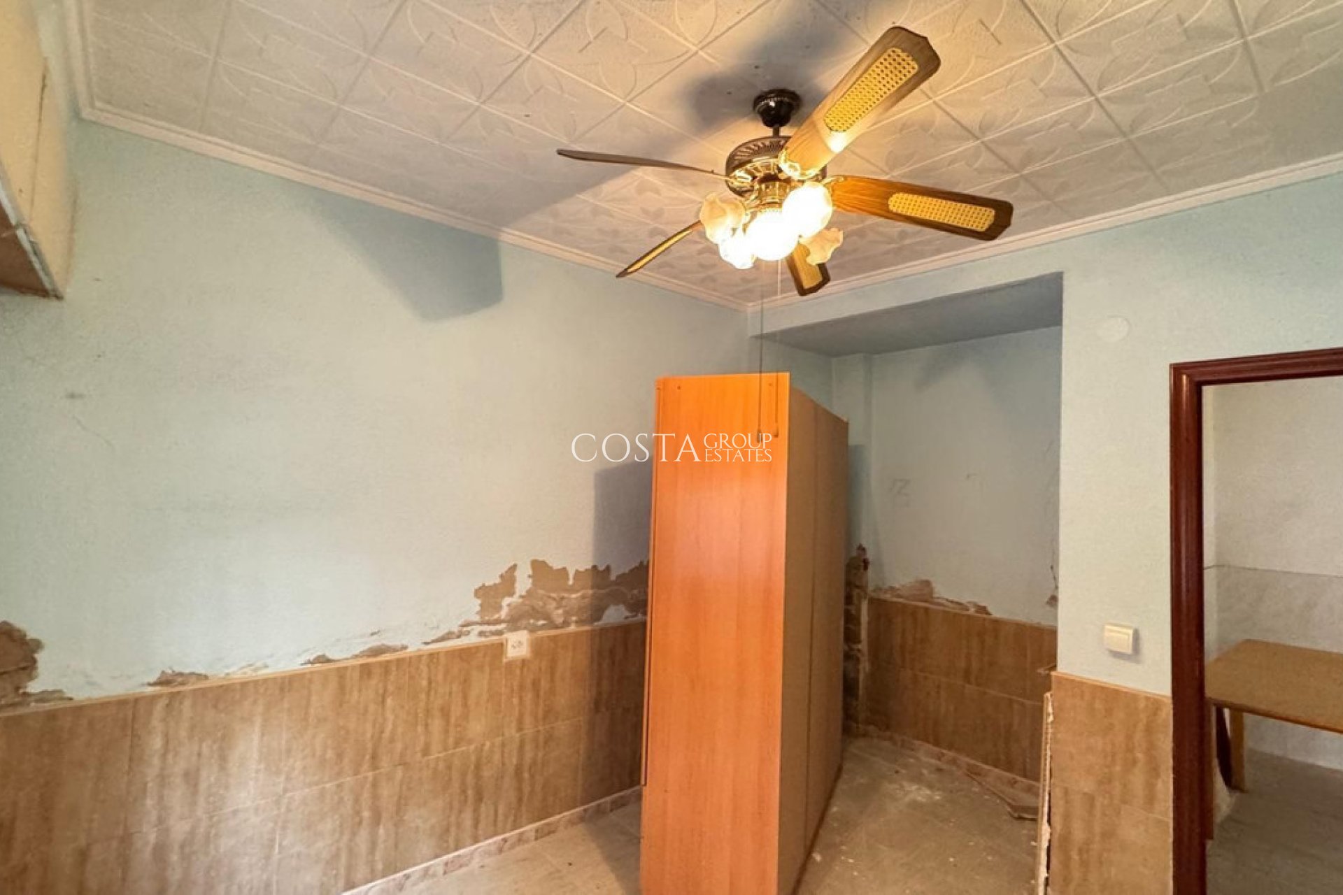 Odsprzedaż - Apartments -
Torrevieja - Torrevieja Centro