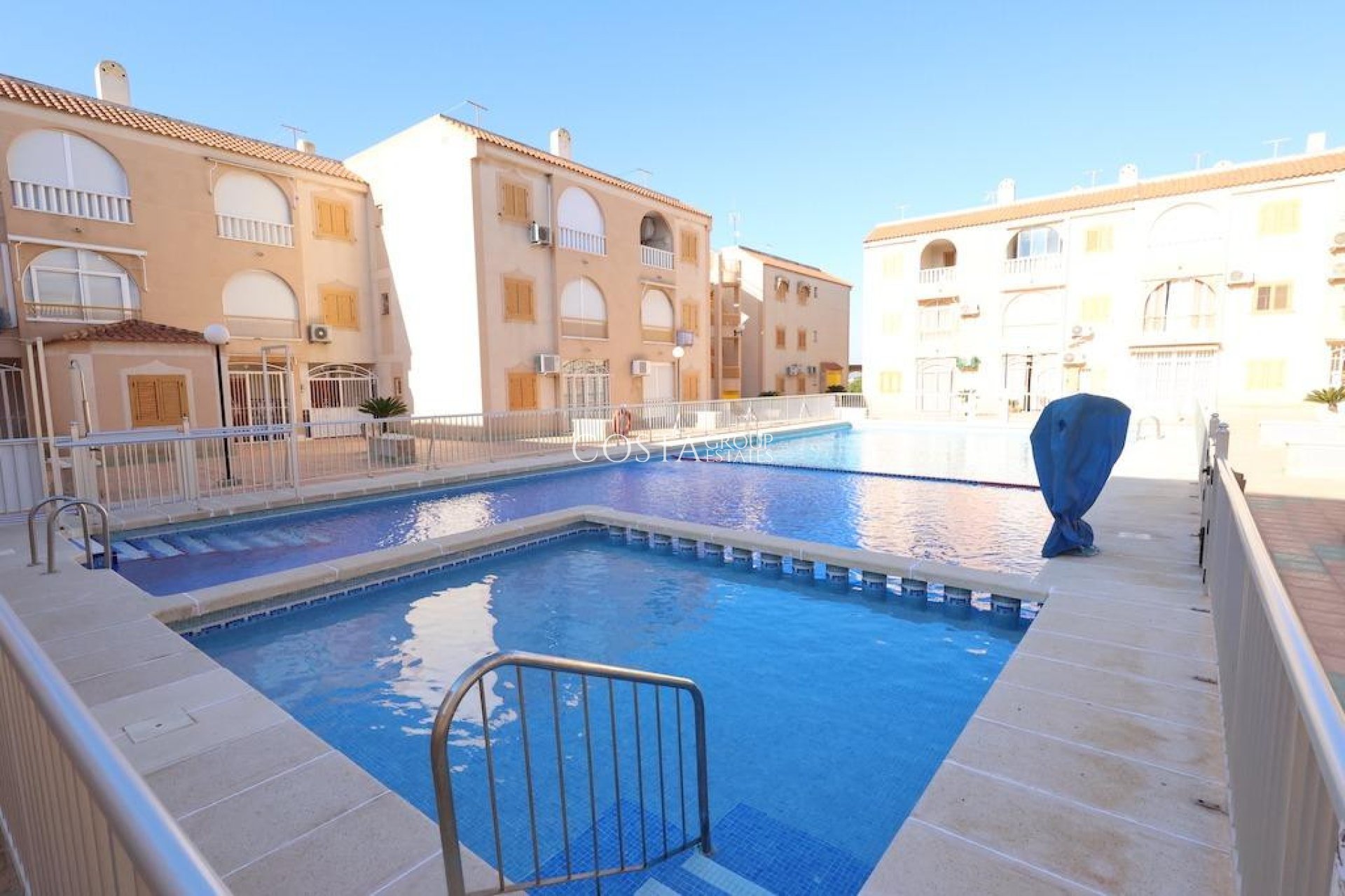 Odsprzedaż - Apartments -
Torrevieja - Torrevieja Centro