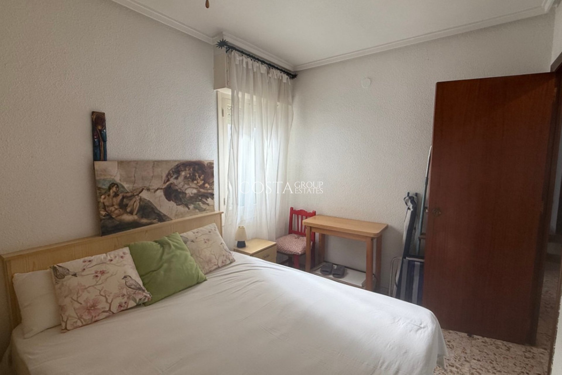Odsprzedaż - Apartments -
Torrevieja - Torrevieja Centro