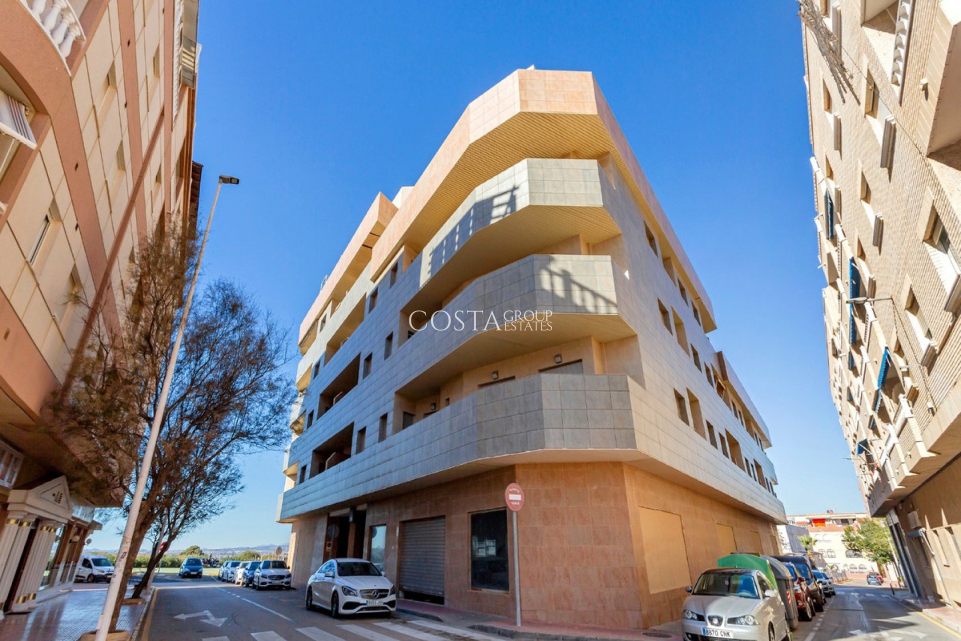 Odsprzedaż - Apartments -
Torrevieja - Torrevieja Centro