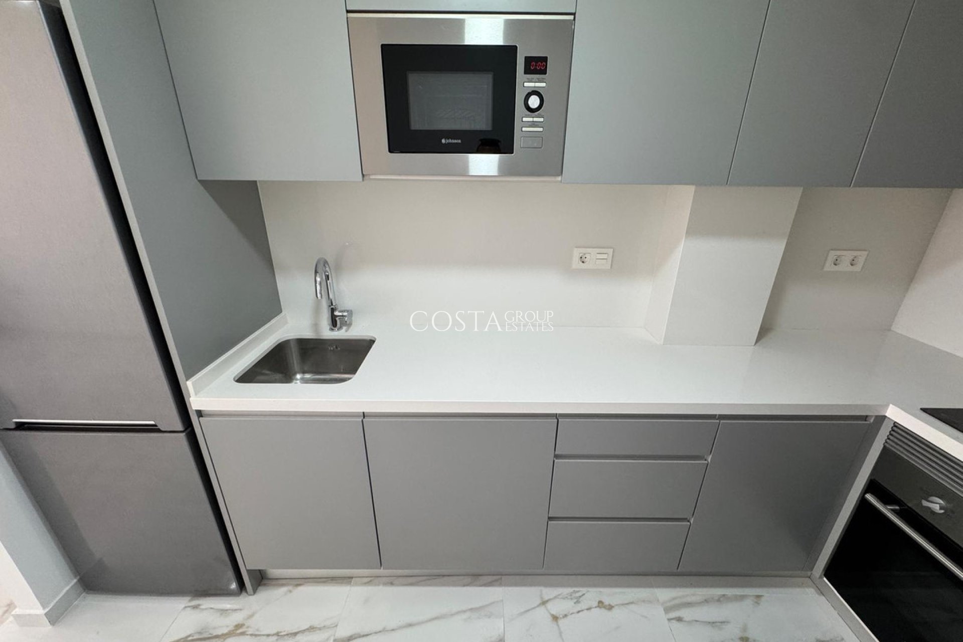 Odsprzedaż - Apartments -
Torrevieja - Torrevieja Centro