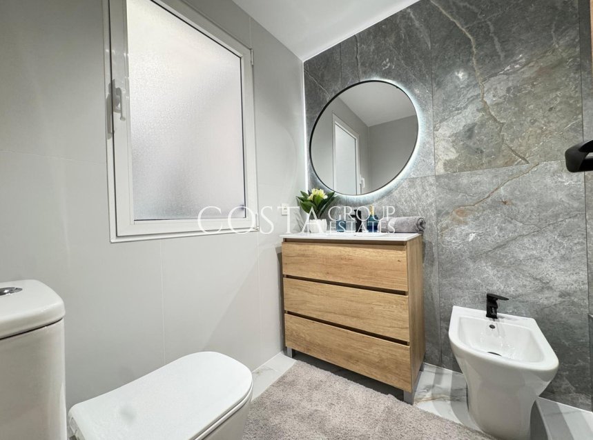 Odsprzedaż - Apartments -
Torrevieja - Torrevieja Centro