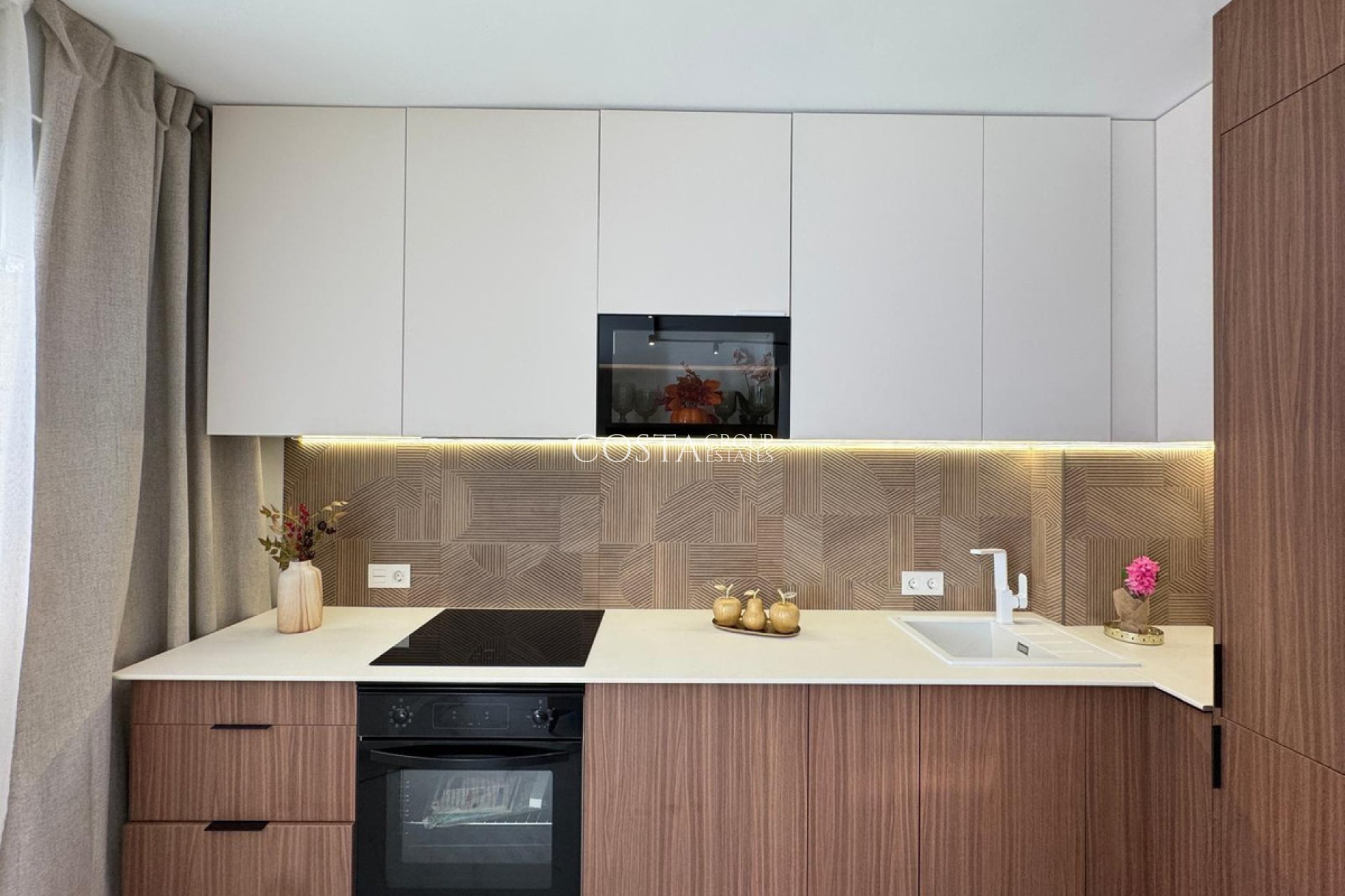 Odsprzedaż - Apartments -
Torrevieja - Torrevieja Centro