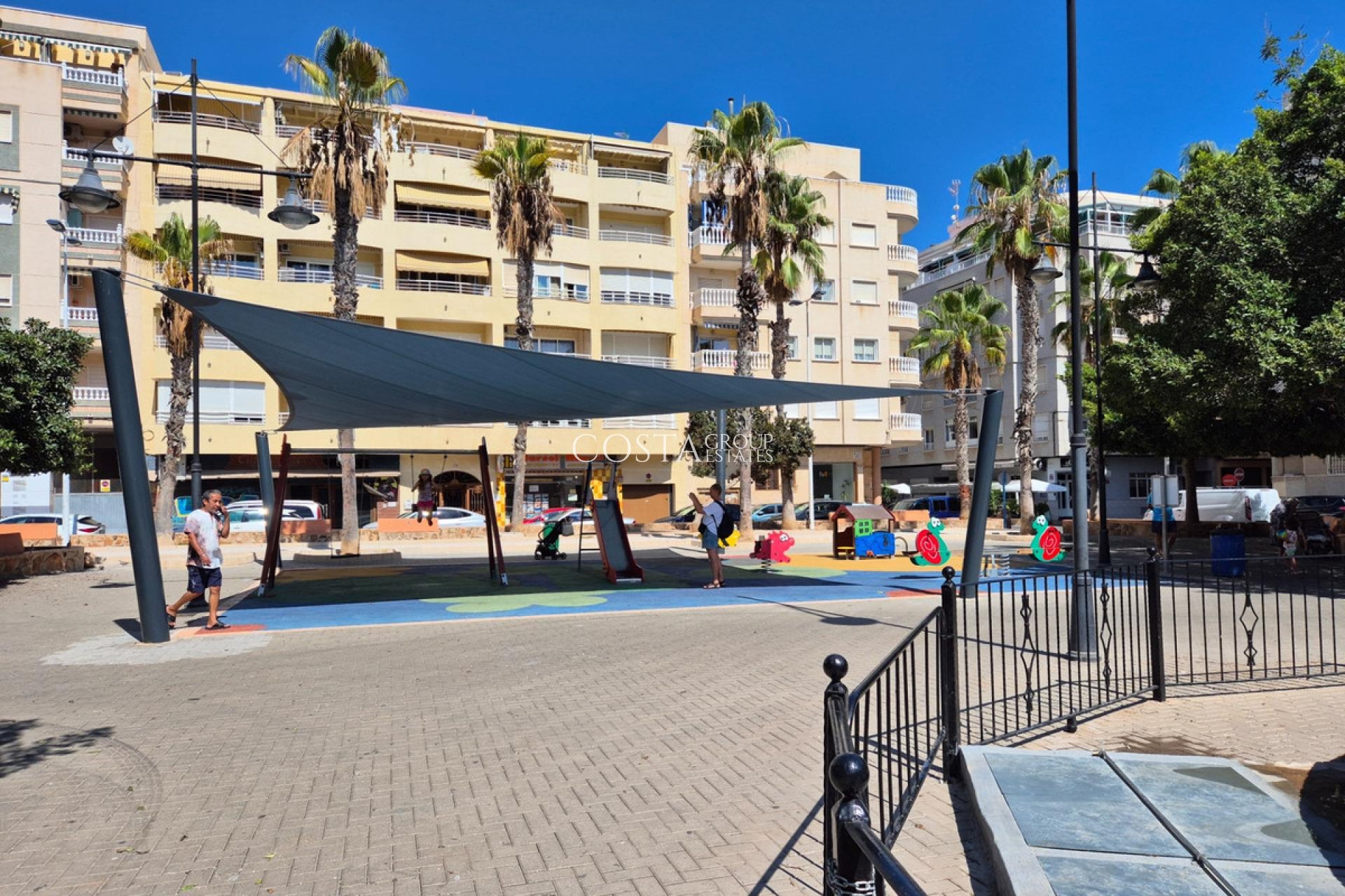 Odsprzedaż - Apartments -
Torrevieja - Torrevieja Centro
