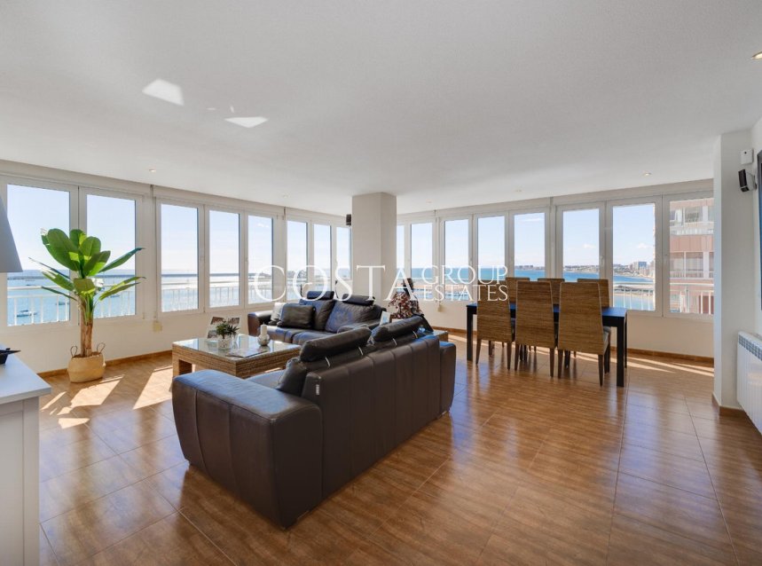 Odsprzedaż - Apartments -
Torrevieja - Torrevieja Centro