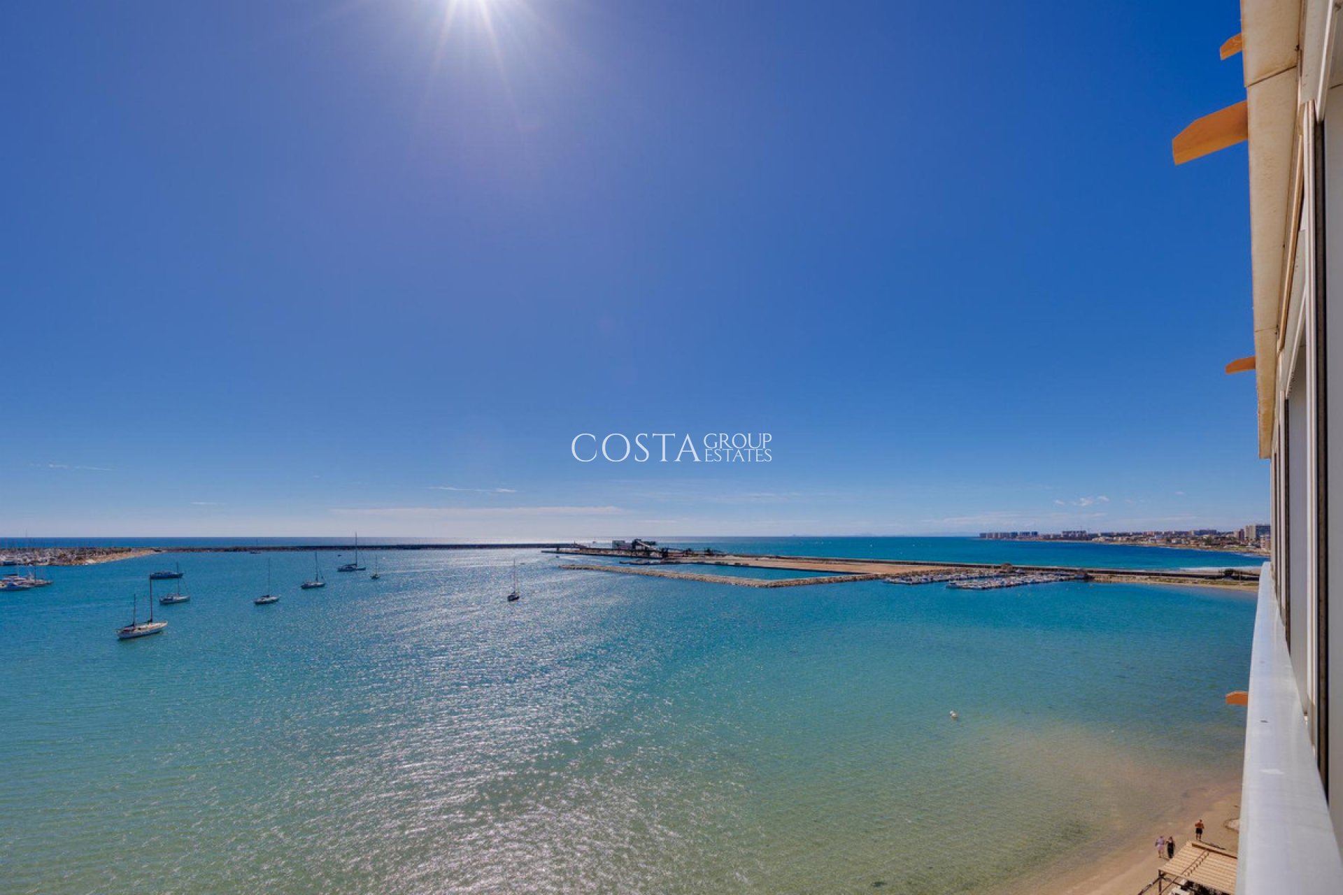 Odsprzedaż - Apartments -
Torrevieja - Torrevieja Centro