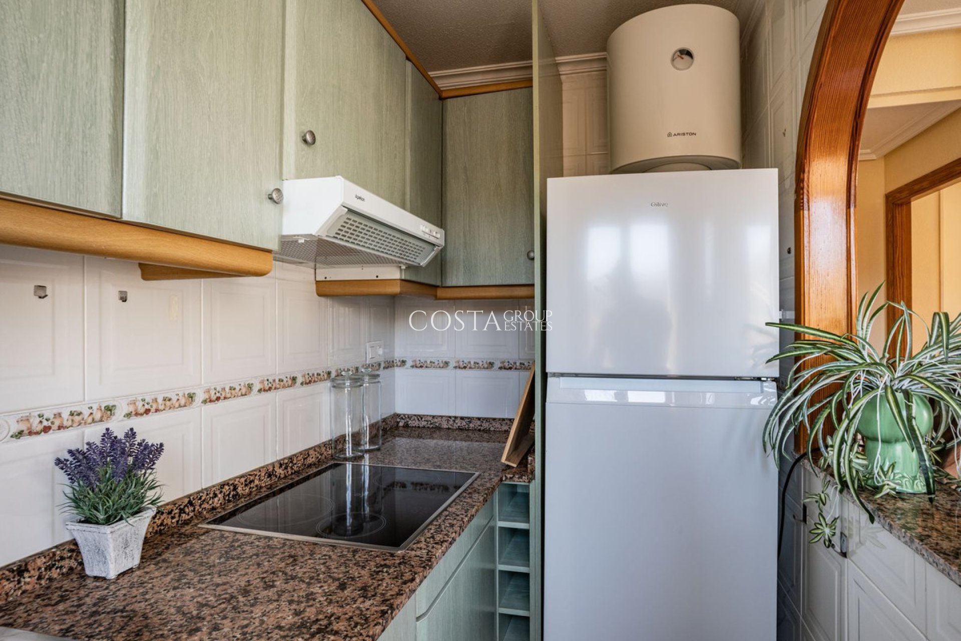 Odsprzedaż - Apartments -
Torrevieja - Torrevieja Centro