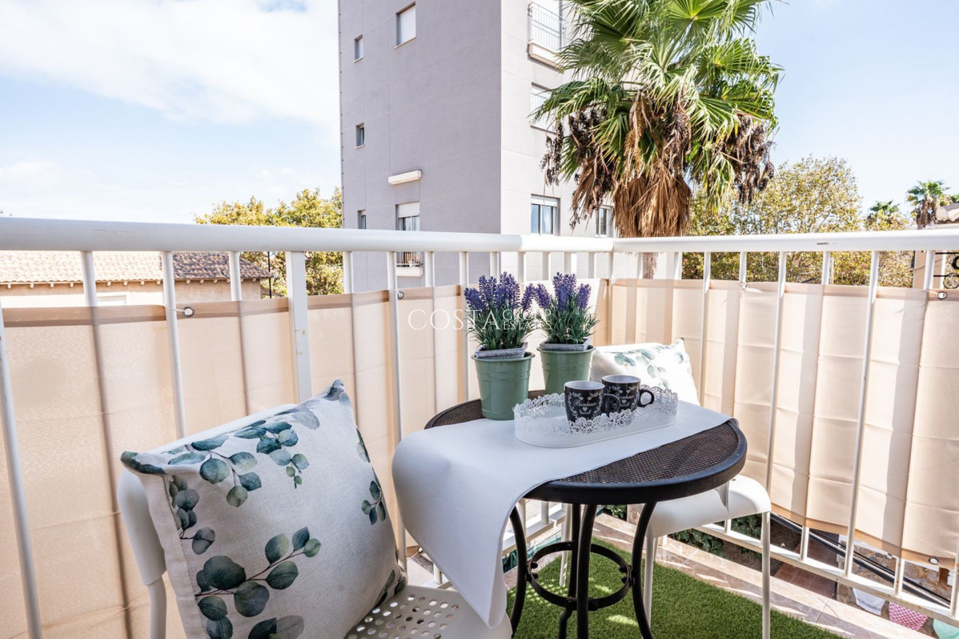 Odsprzedaż - Apartments -
Torrevieja - Torrevieja Centro