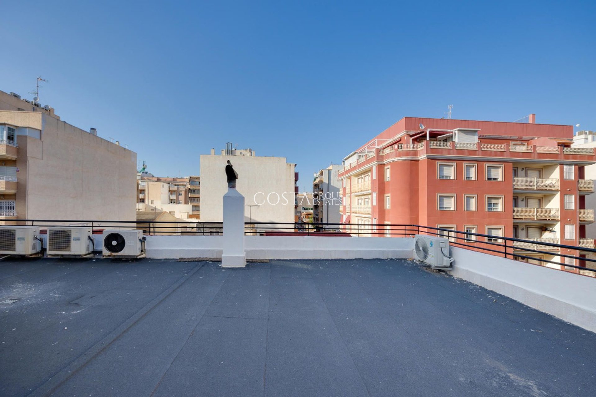 Odsprzedaż - Apartments -
Torrevieja - Torrevieja Centro