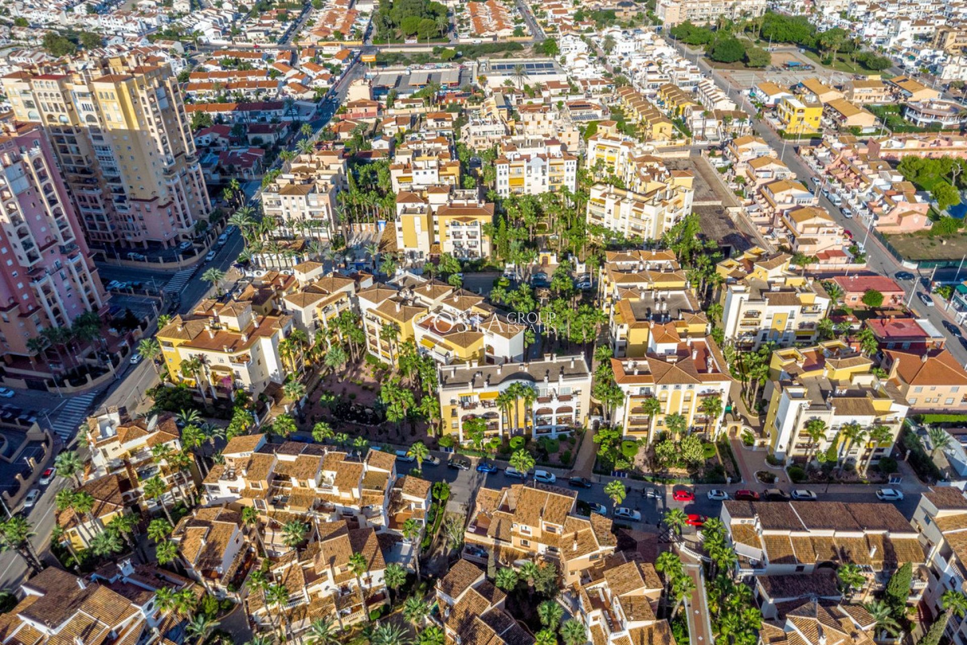 Odsprzedaż - Apartments -
Torrevieja - Torrevieja Centro