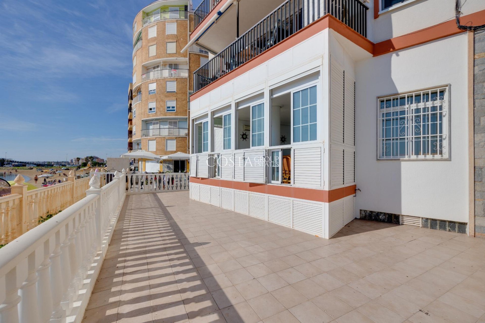 Odsprzedaż - Apartments -
Torrevieja - Torrevieja Centro