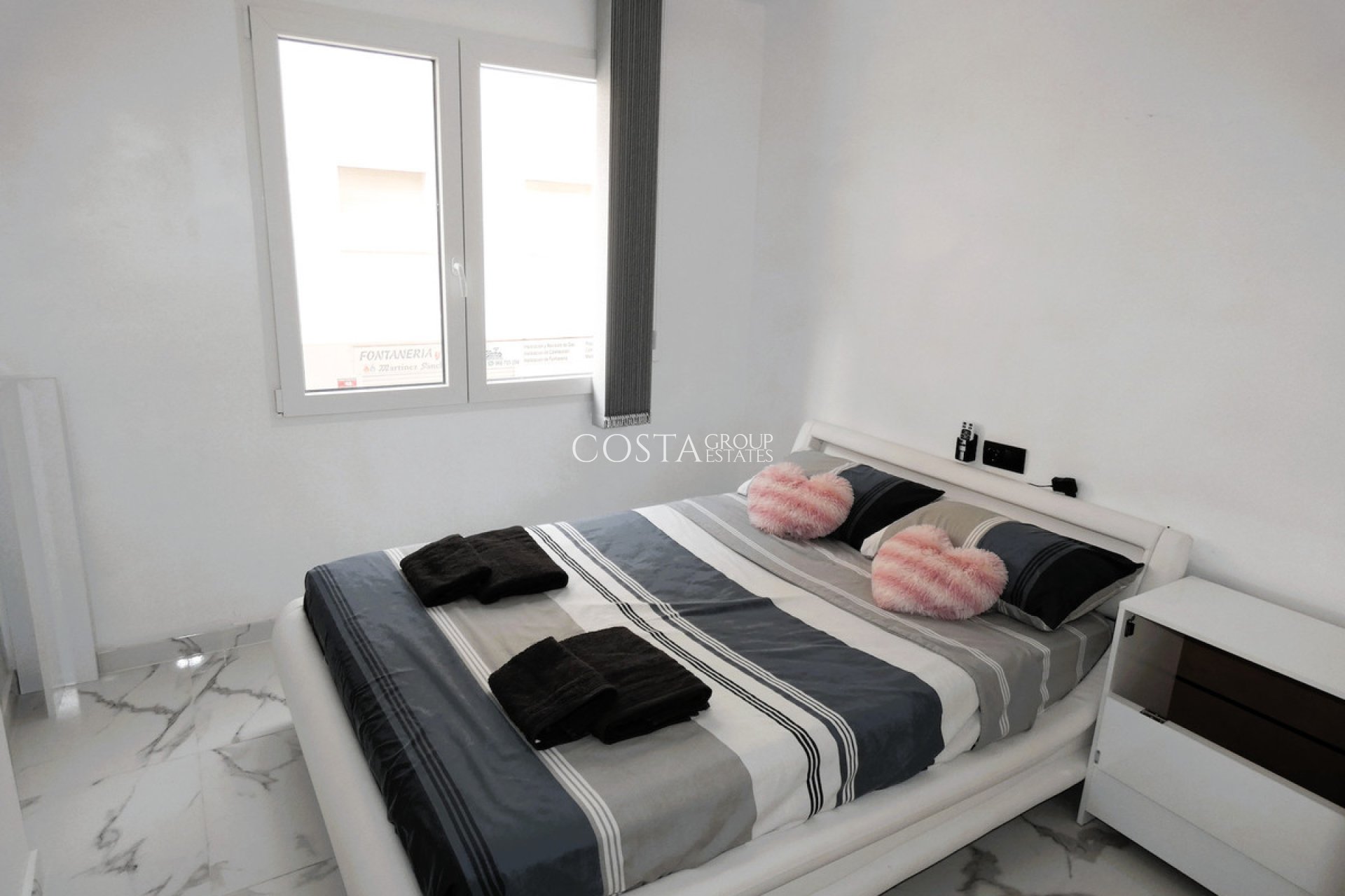 Odsprzedaż - Apartments -
Torrevieja - Torrevieja Centro