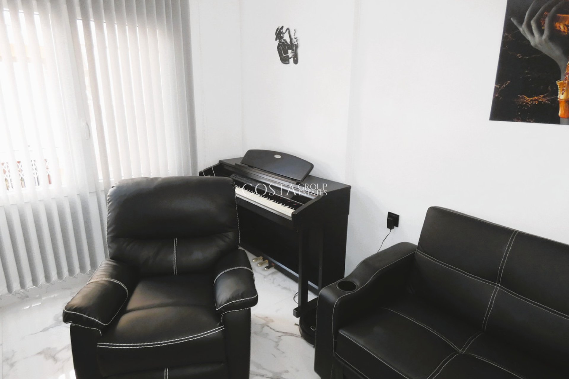 Odsprzedaż - Apartments -
Torrevieja - Torrevieja Centro