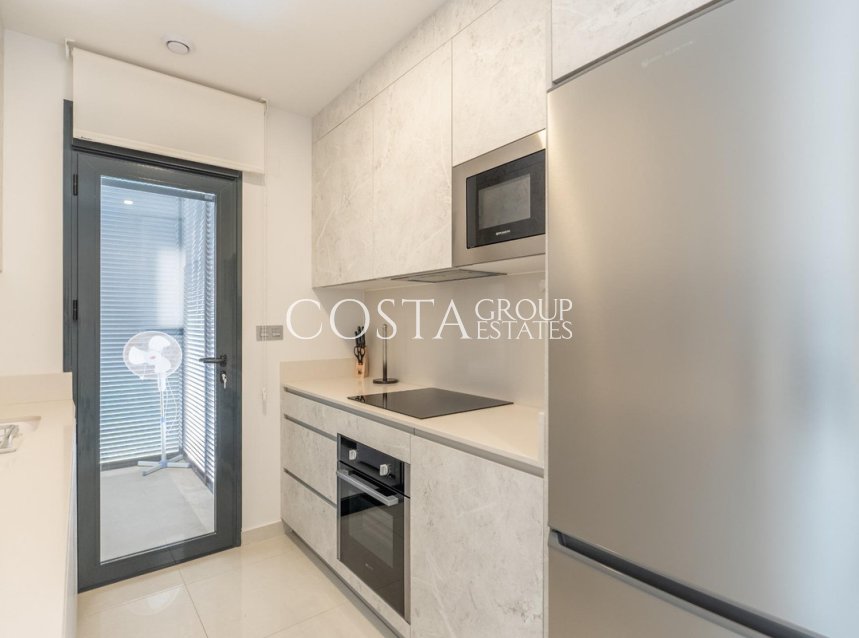 Odsprzedaż - Apartments -
Torrevieja - Torrevieja Centro