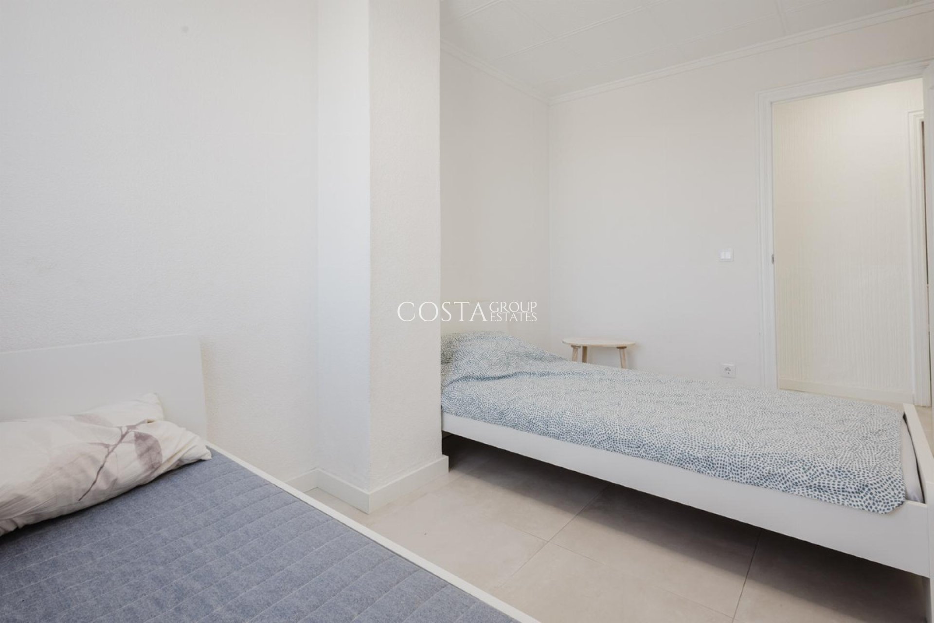 Odsprzedaż - Apartments -
Torrevieja - Torrevieja Centro