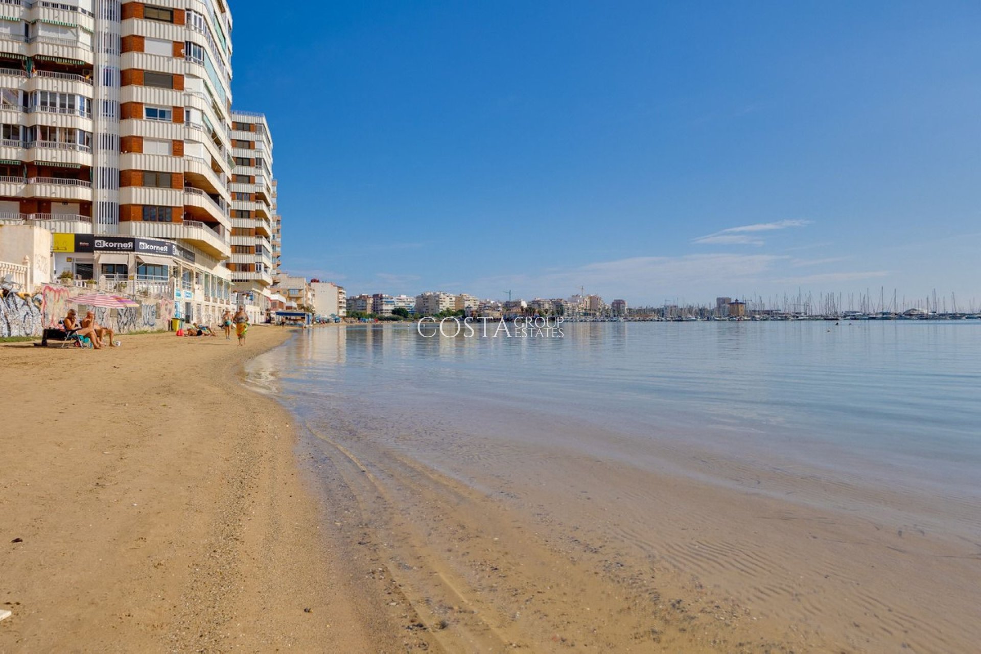 Odsprzedaż - Apartments -
Torrevieja - Torrevieja Centro