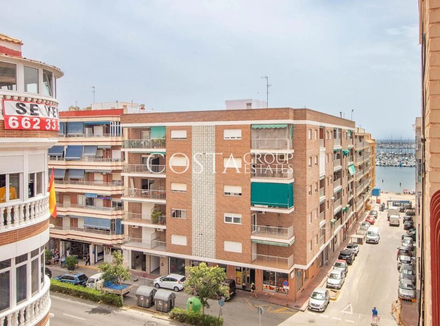 Odsprzedaż - Apartments -
Torrevieja - Torrevieja Centro
